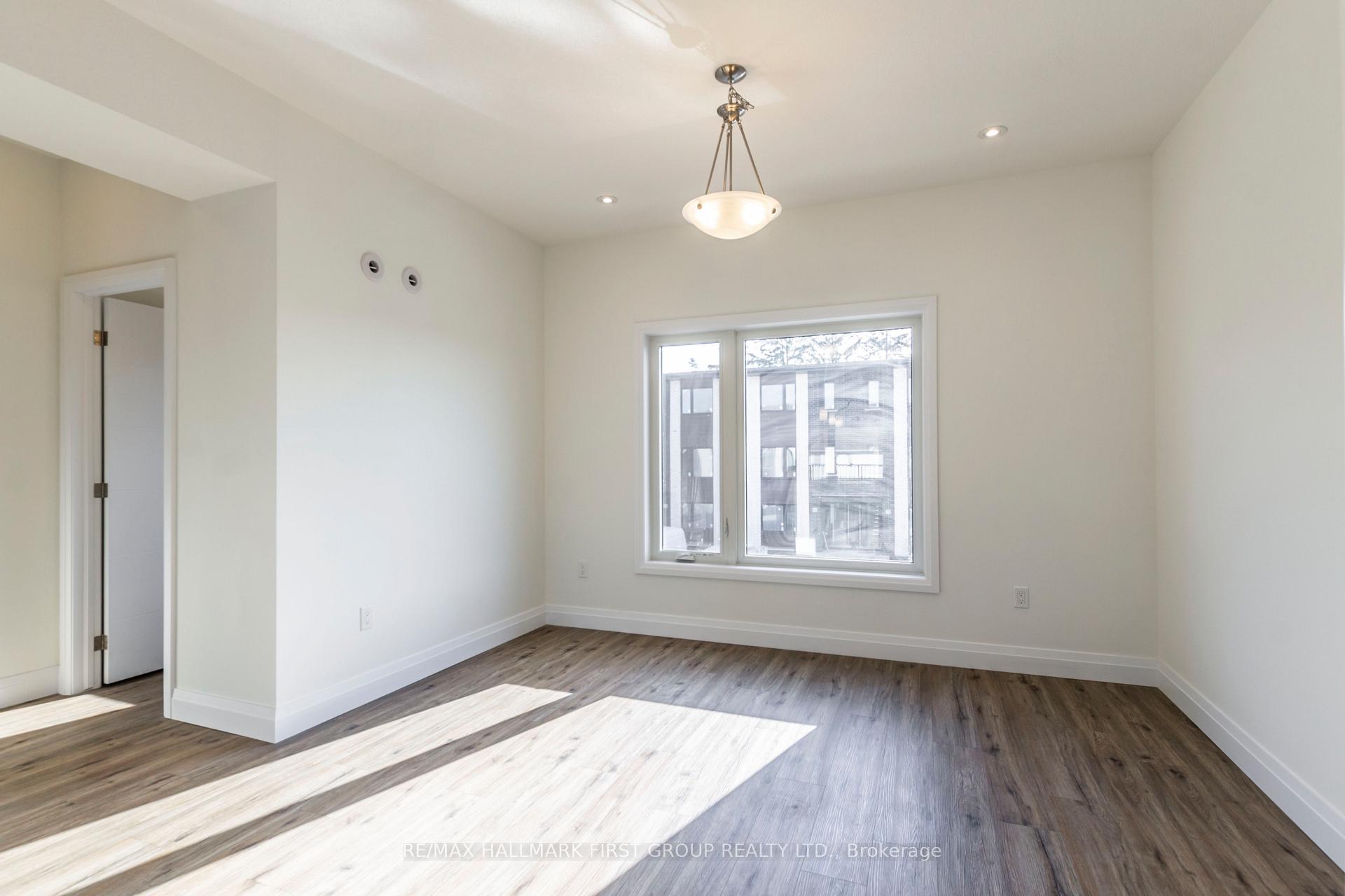 Photo 13 of 12 Lily Lane, Guelph, Clairfields/Hanlon Business Park — HOMEH