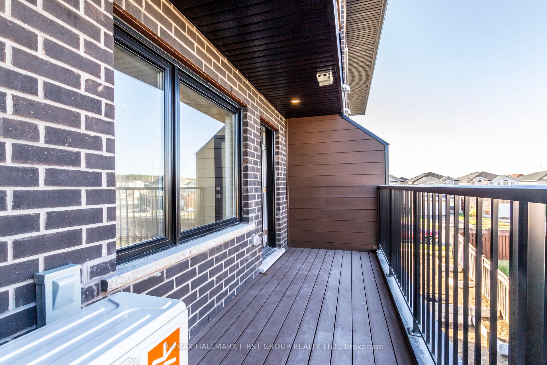 Photo 30 of 12 Lily Lane, Guelph, Clairfields/Hanlon Business Park — HOMEH