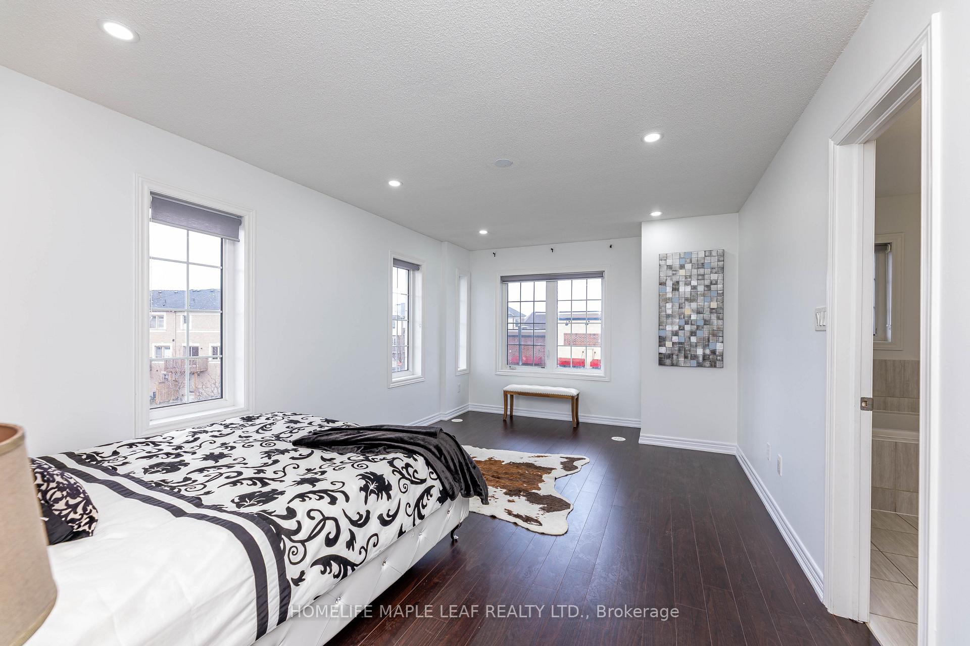 Photo 15 of 2 Cedarland Road E, Brampton, Credit Valley — HOMEH