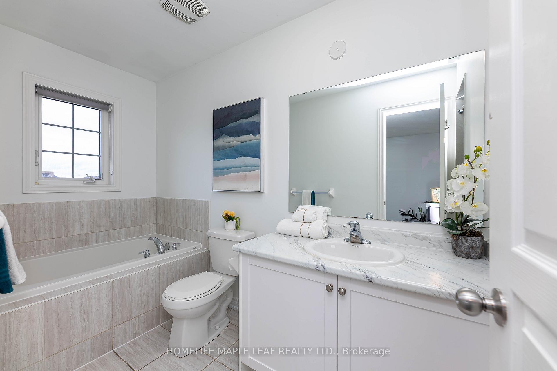 Photo 24 of 2 Cedarland Road E, Brampton, Credit Valley — HOMEH