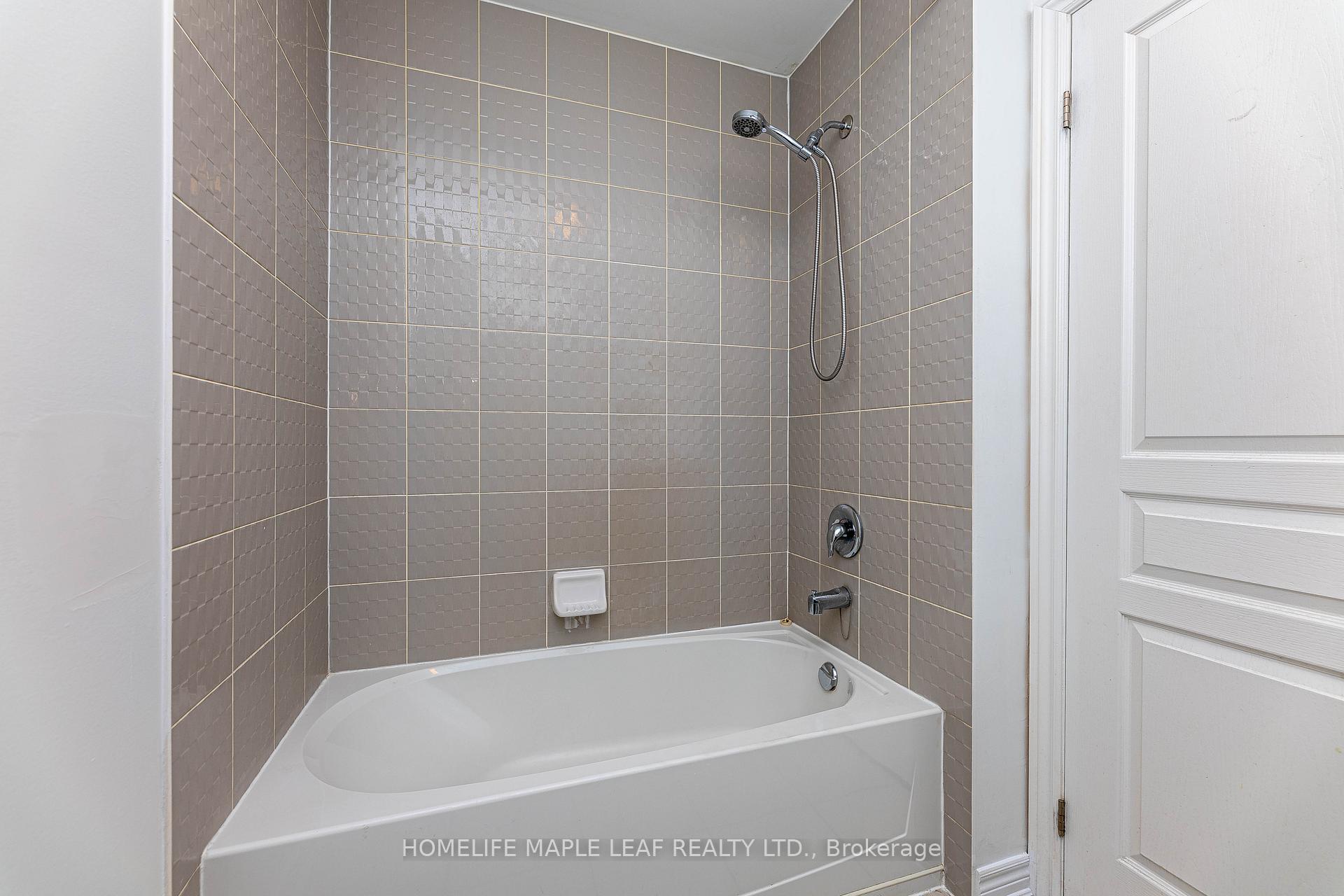 Photo 28 of 2 Cedarland Road E, Brampton, Credit Valley — HOMEH