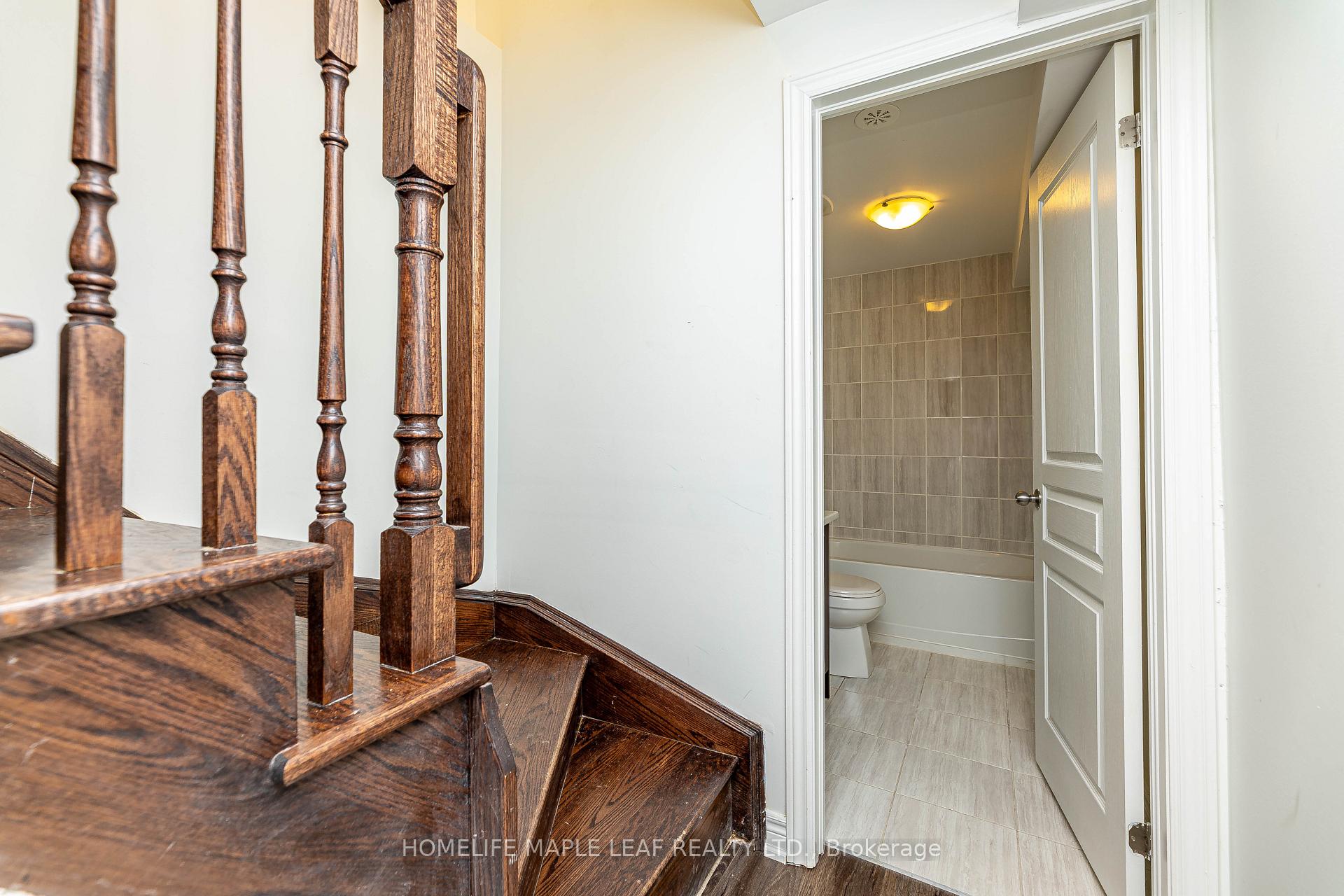 Photo 32 of 2 Cedarland Road E, Brampton, Credit Valley — HOMEH