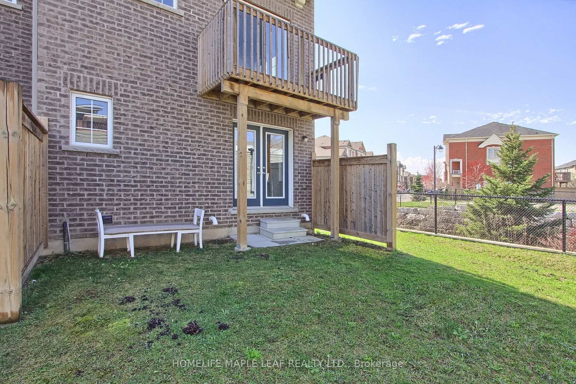 Photo 45 of 2 Cedarland Road E, Brampton, Credit Valley — HOMEH