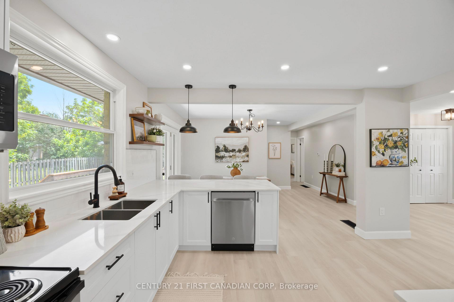 Photo 14 of 34314 Denfield Road, Lucan Biddulph, Clandeboye — HOMEH