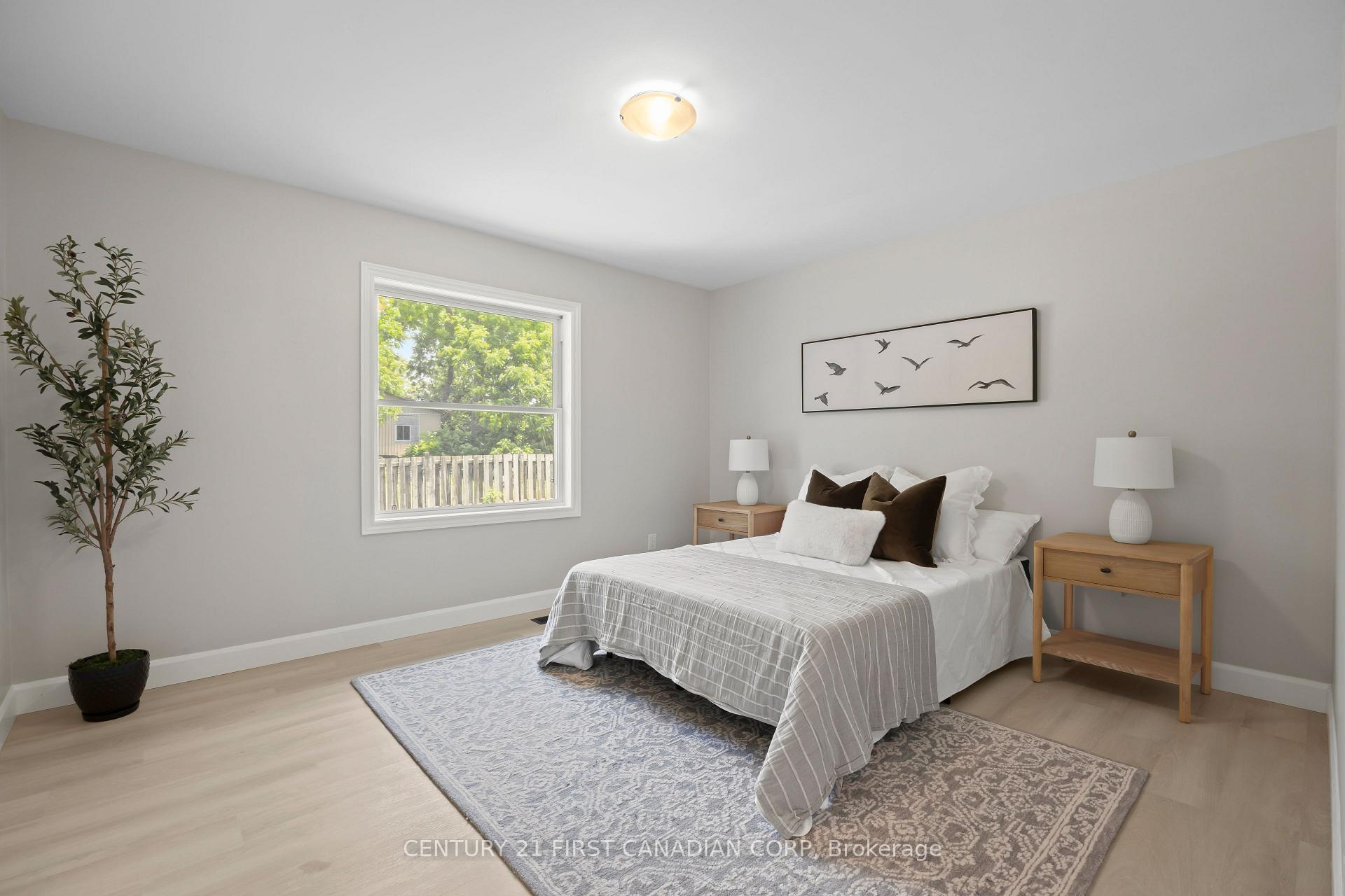 Photo 18 of 34314 Denfield Road, Lucan Biddulph, Clandeboye — HOMEH
