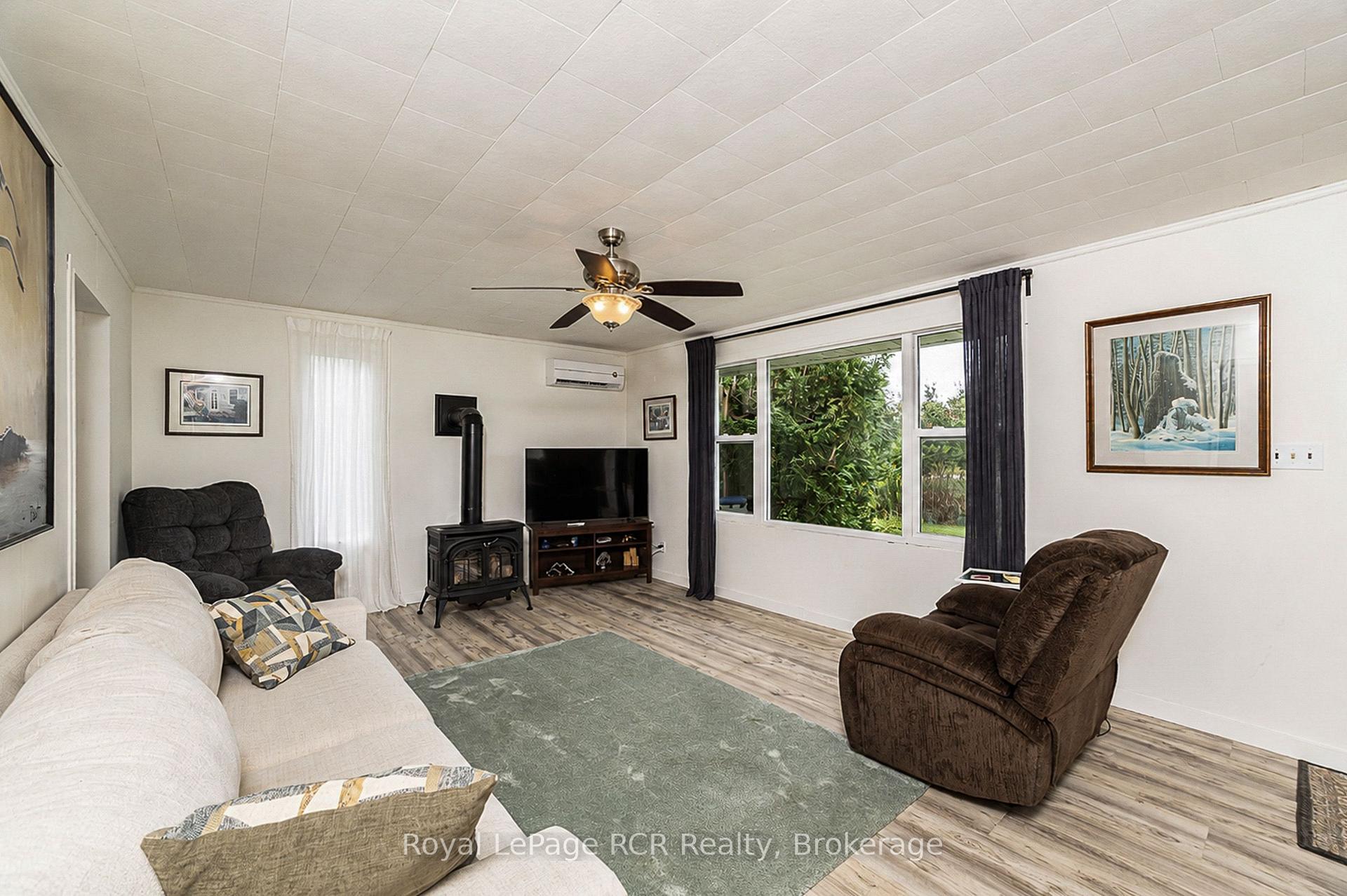 Photo 9 of 046285 Old Mail Road, Meaford — HOMEH