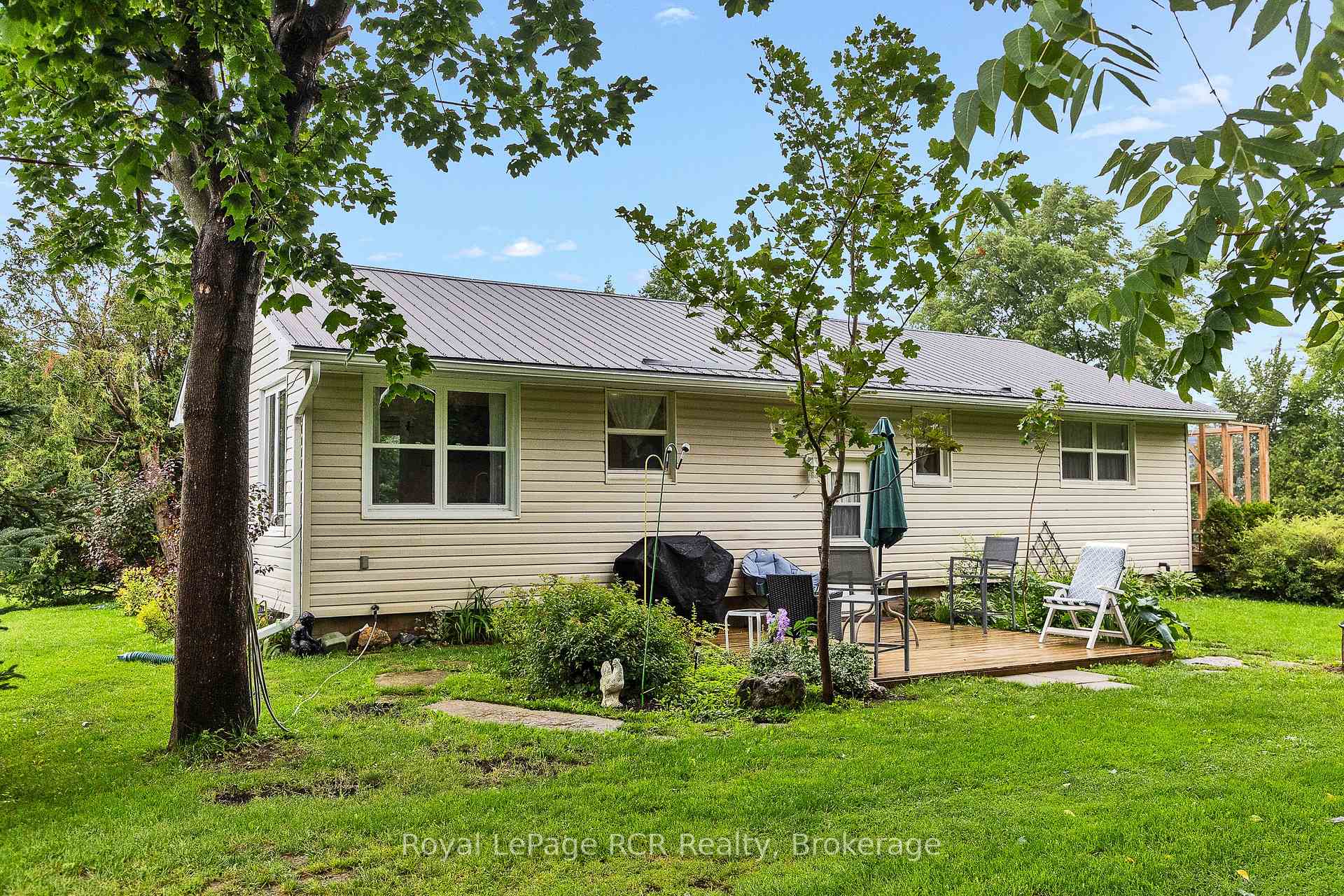 Photo 21 of 046285 Old Mail Road, Meaford — HOMEH