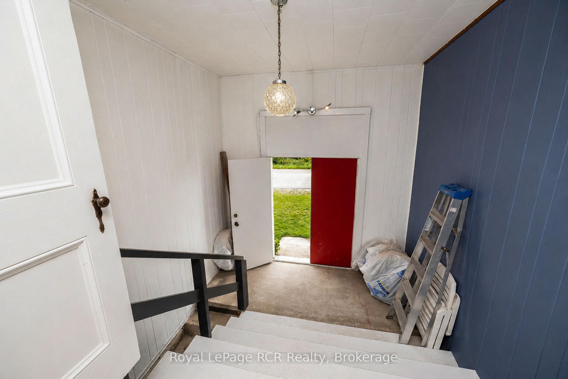 Photo 30 of 046285 Old Mail Road, Meaford — HOMEH