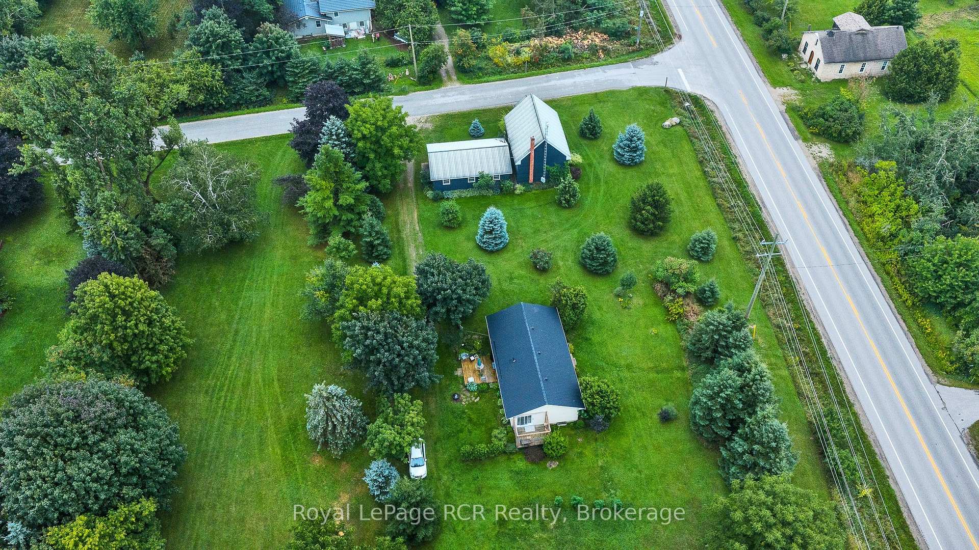 Photo 43 of 046285 Old Mail Road, Meaford — HOMEH