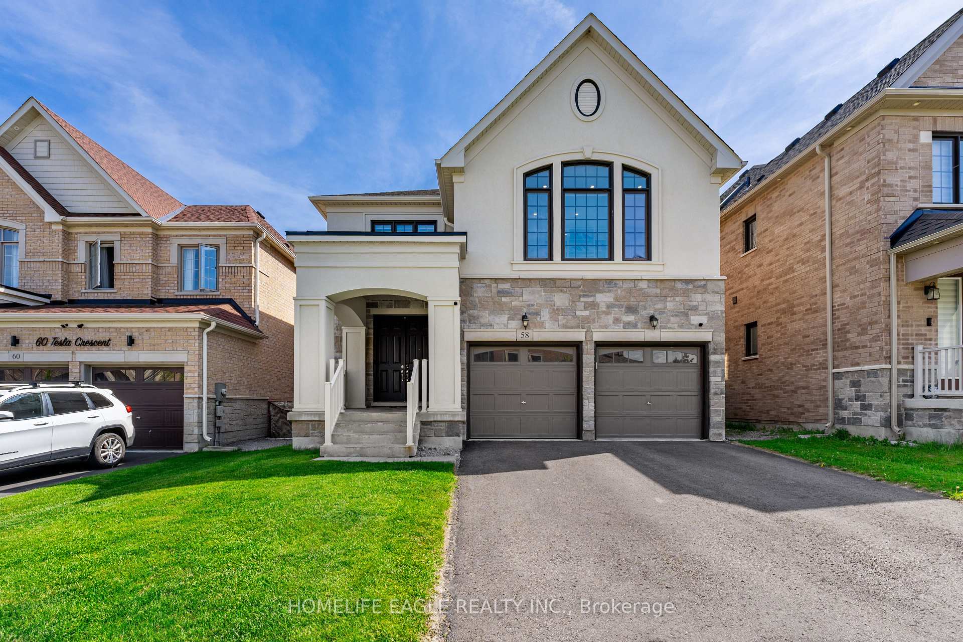 Photo 1 of 58 Tesla Crescent, East Gwillimbury, Holland Landing — HOMEH