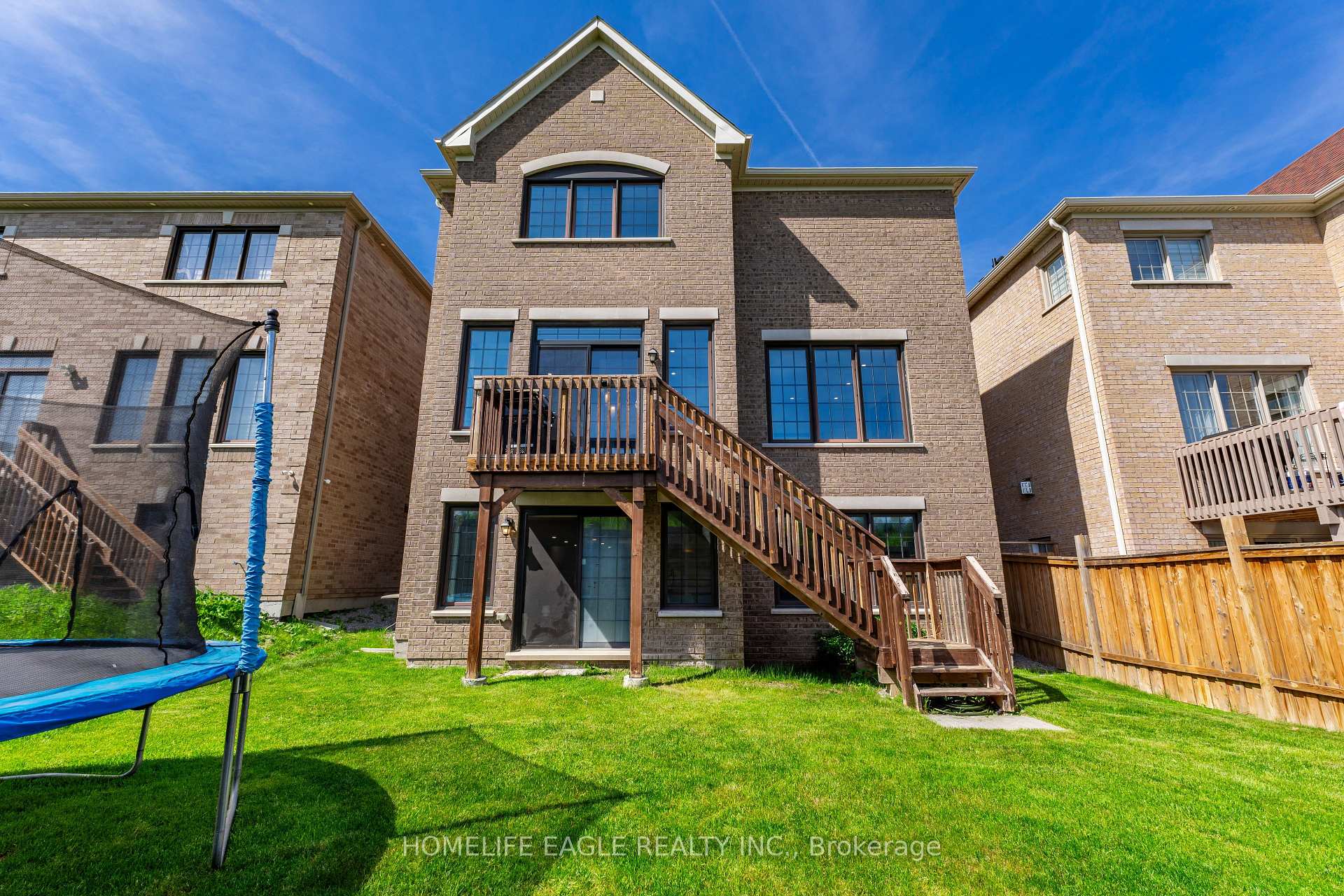 Photo 20 of 58 Tesla Crescent, East Gwillimbury, Holland Landing — HOMEH
