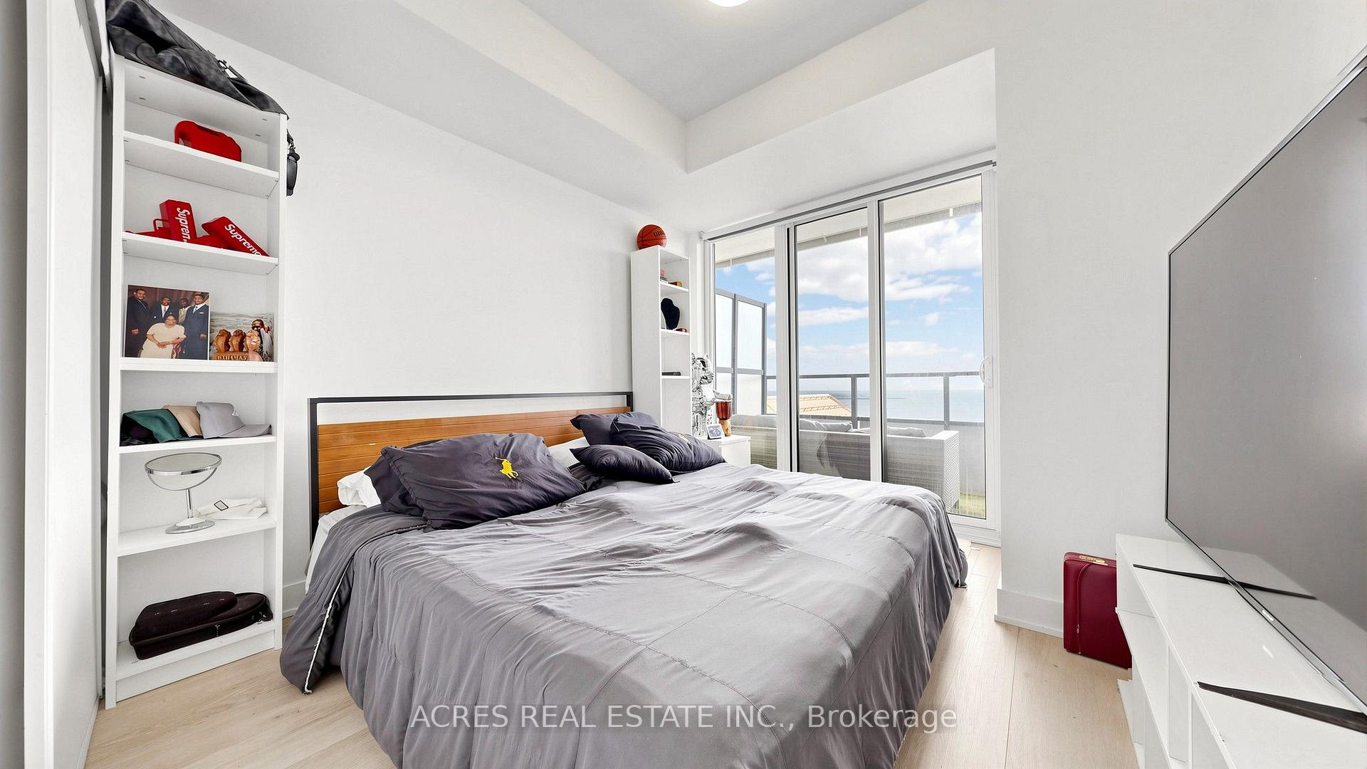 Photo 17 of Unit 5806, 30 Shore Breeze Drive, Etobicoke, Mimico — HOMEH