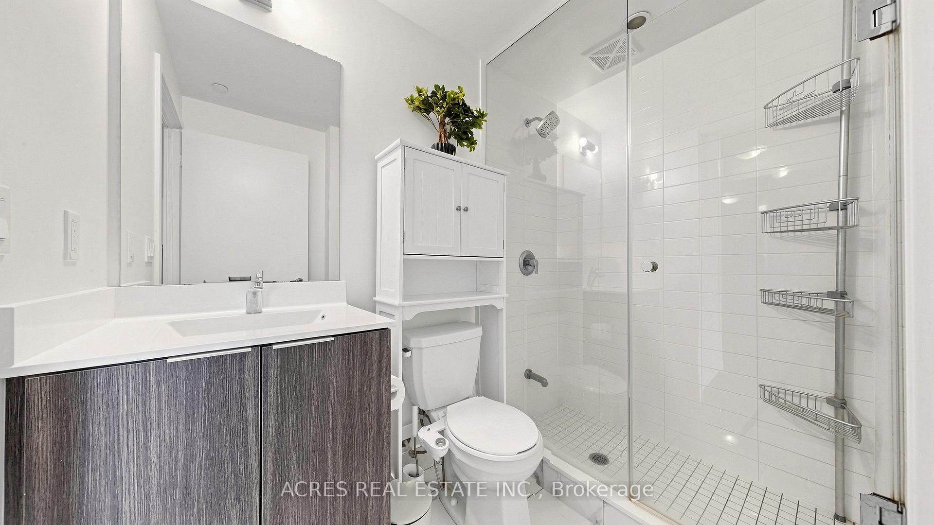 Photo 21 of Unit 5806, 30 Shore Breeze Drive, Etobicoke, Mimico — HOMEH