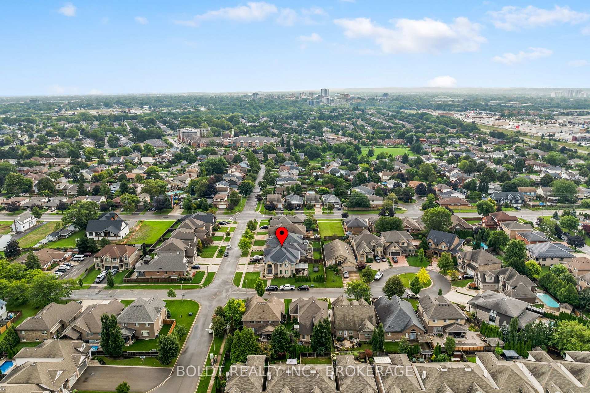 Photo 47 of 90 Videl Crescent N, St. Catharines, Grapeview — HOMEH