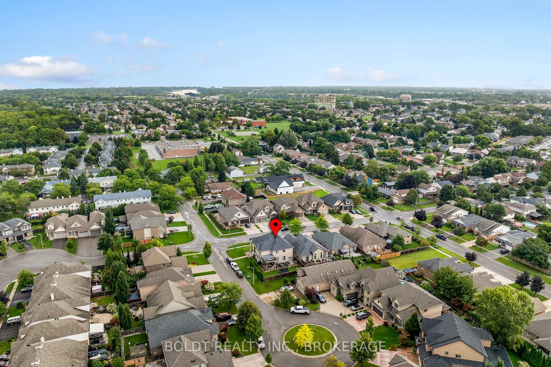 Photo 48 of 90 Videl Crescent N, St. Catharines, Grapeview — HOMEH