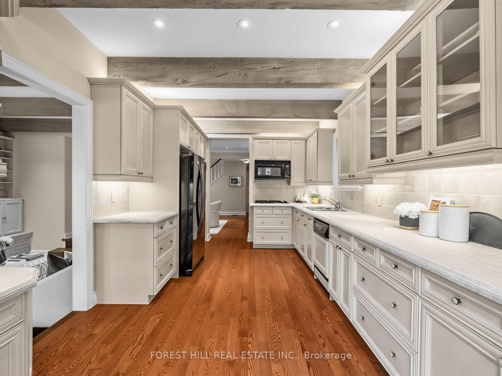 Photo 16 of 552 St Clements Avenue, Toronto, Forest Hill North — HOMEH