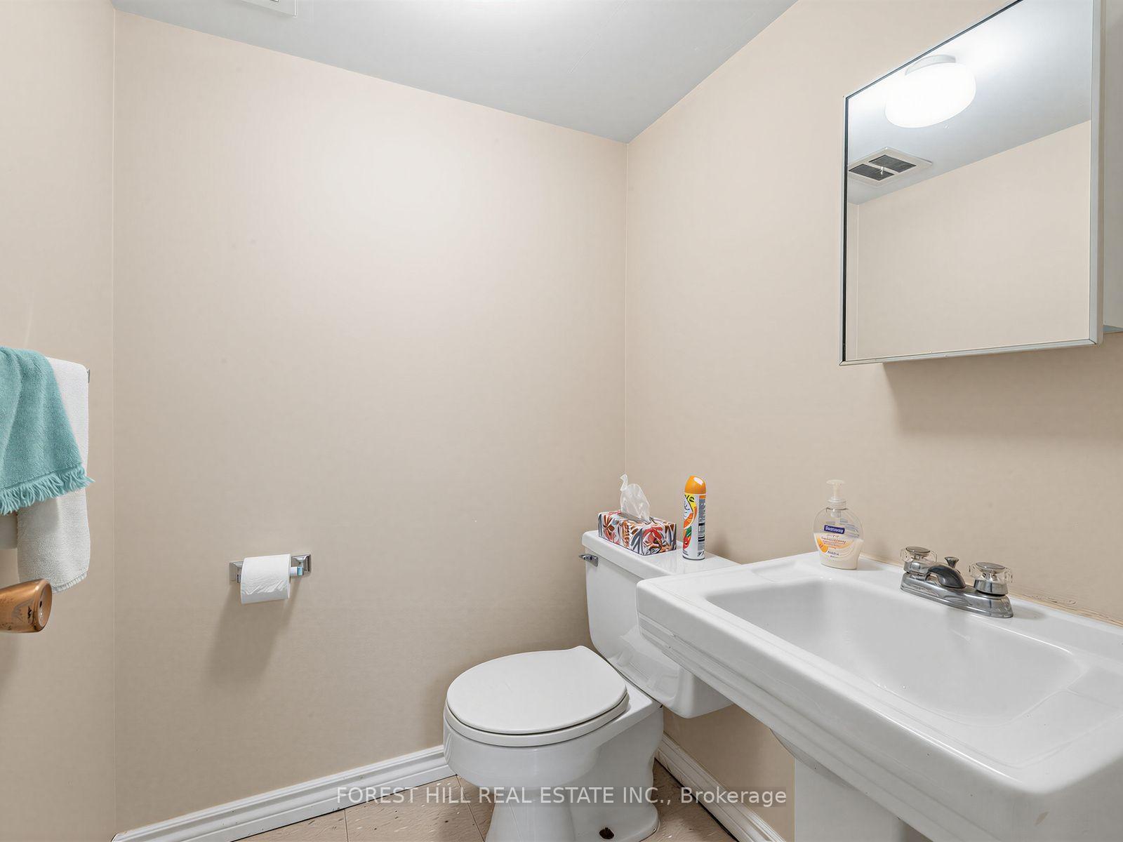 Photo 34 of 552 St Clements Avenue, Toronto, Forest Hill North — HOMEH