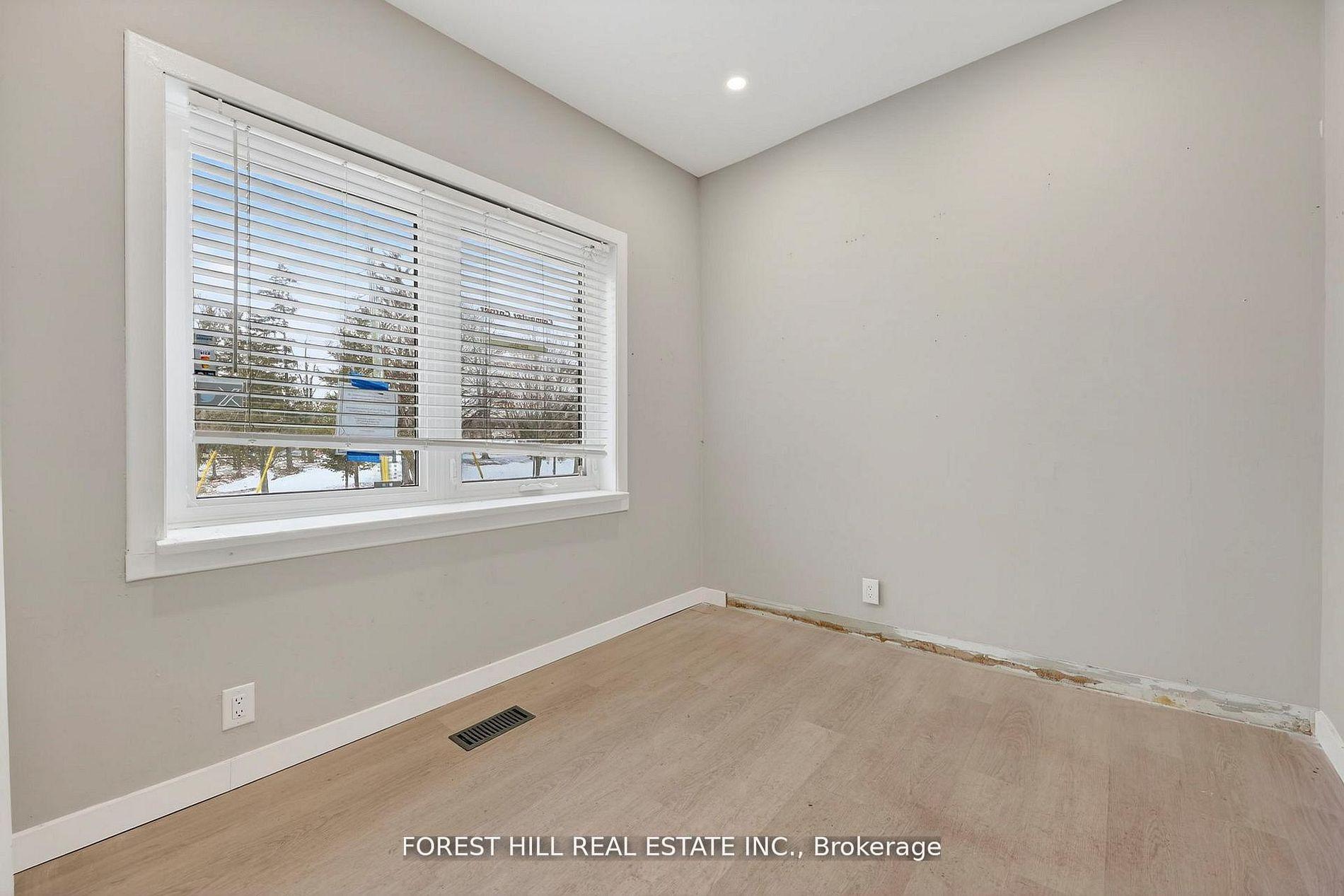 Photo 8 of 89 Toronto Street, Barrie, City Centre — HOMEH