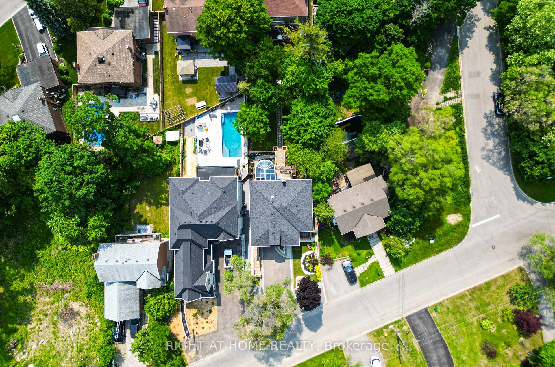 Photo of 1482 Old Forest Road