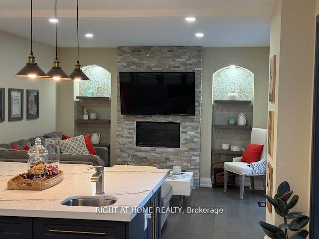 Photo 11 of 1482 Old Forest Road, Pickering, Woodlands — HOMEH