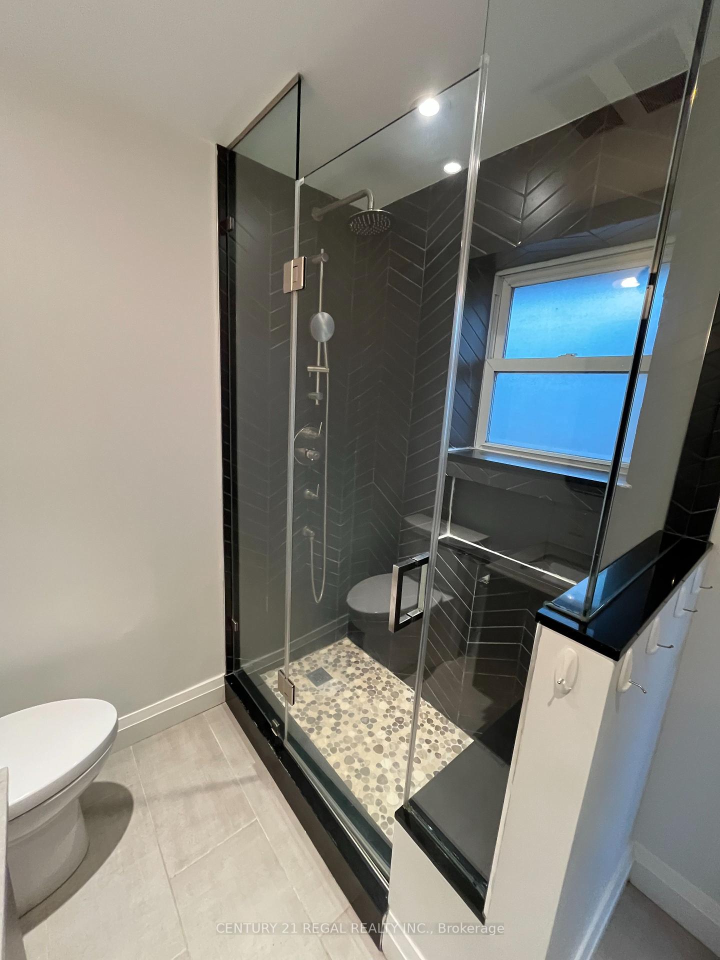 Photo 8 of 127 Bellman Avenue, Etobicoke, Alderwood — HOMEH