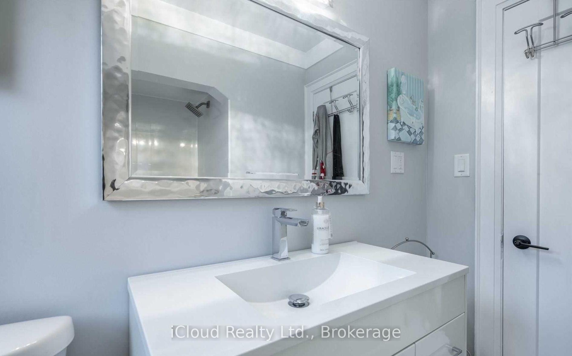 Photo 8 of Unit Main, 361 Beach Boulevard W, Hamilton, Hamilton Beach — HOMEH
