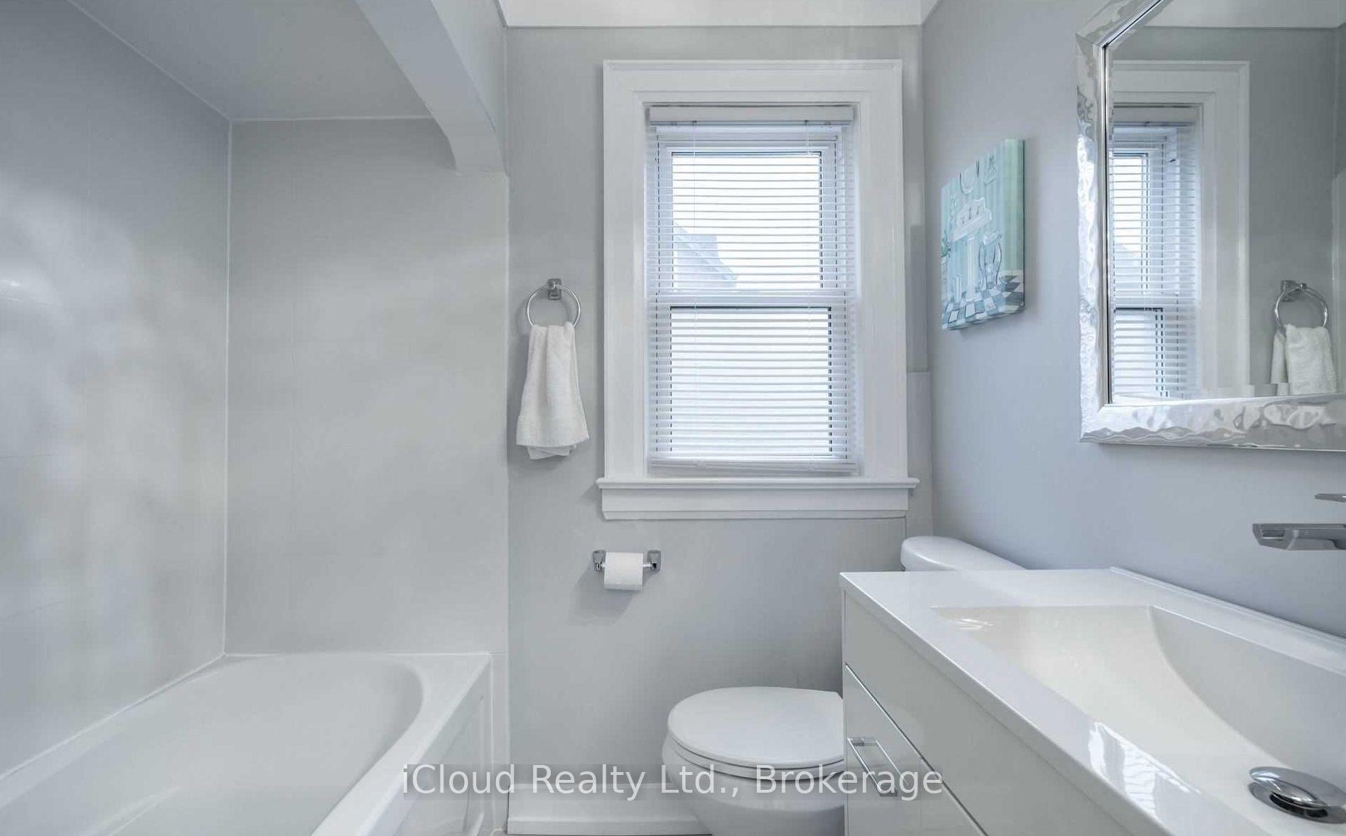 Photo 9 of Unit Main, 361 Beach Boulevard W, Hamilton, Hamilton Beach — HOMEH