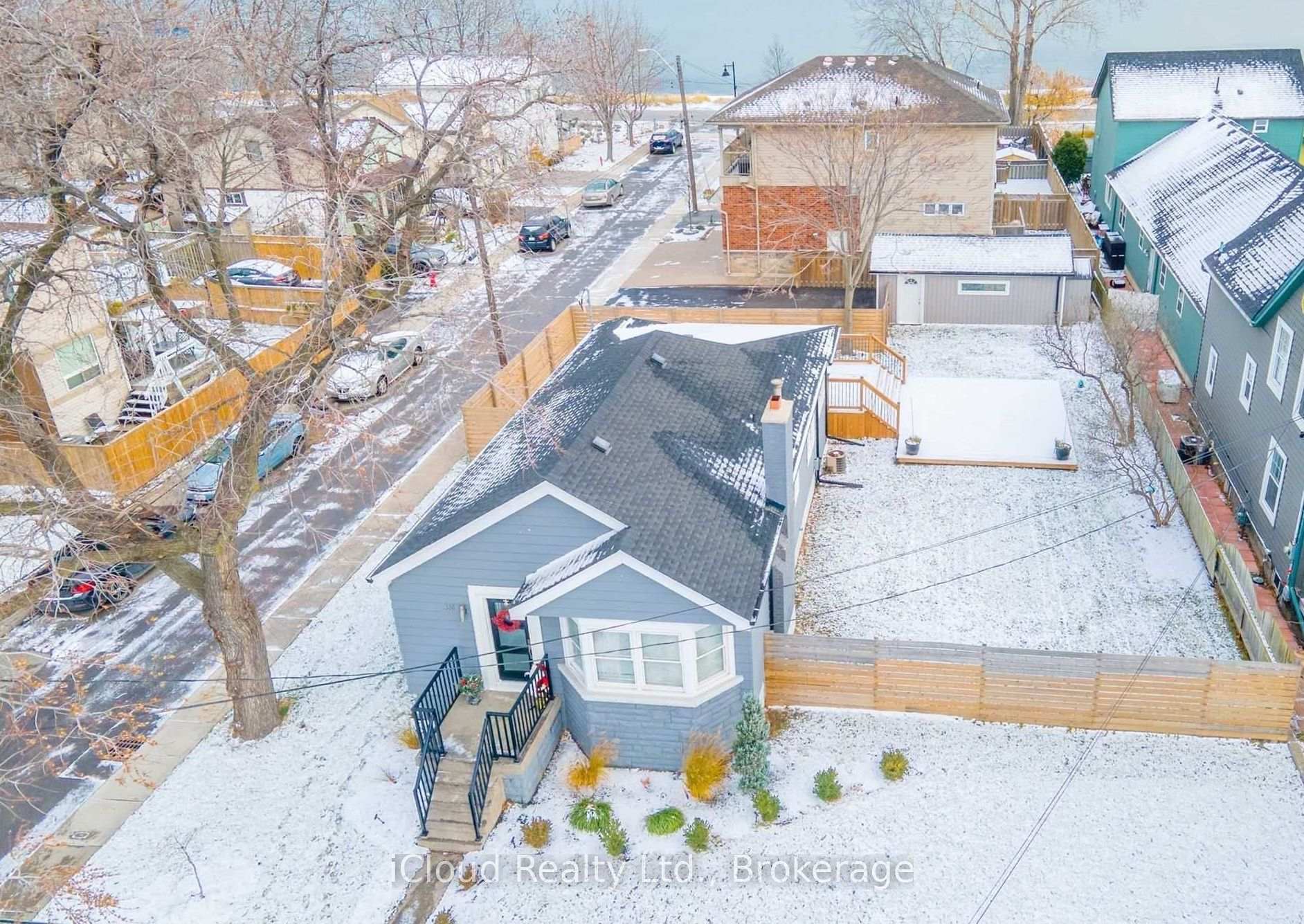 Photo 22 of Unit Main, 361 Beach Boulevard W, Hamilton, Hamilton Beach — HOMEH