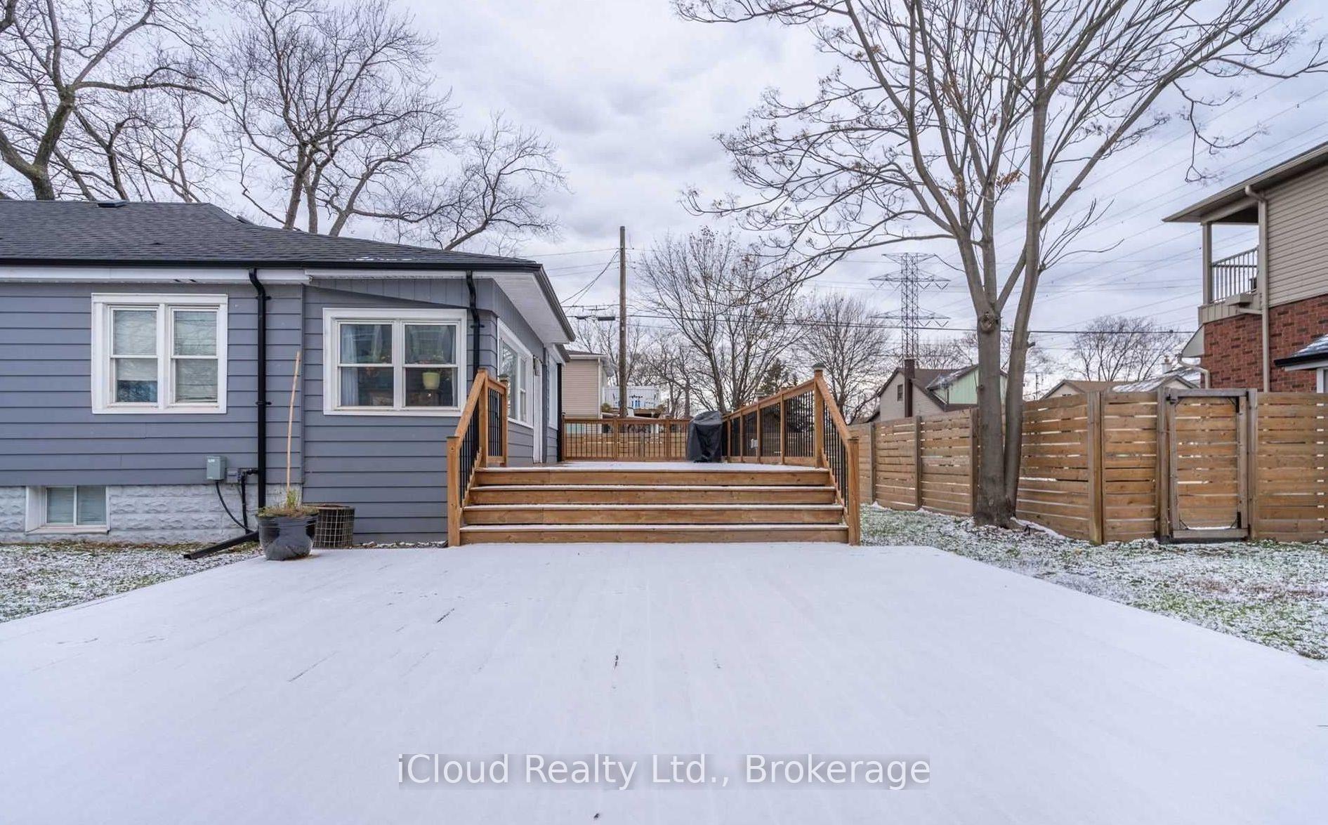 Photo 25 of Unit Main, 361 Beach Boulevard W, Hamilton, Hamilton Beach — HOMEH
