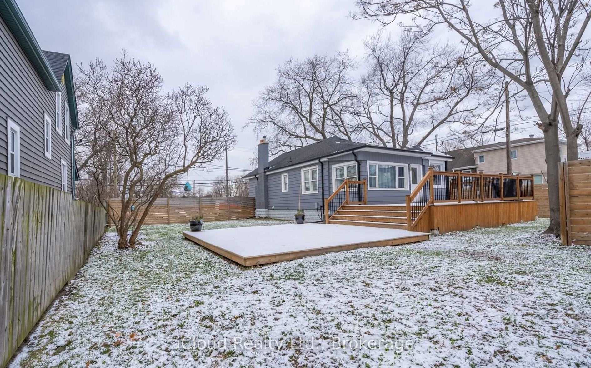 Photo 27 of Unit Main, 361 Beach Boulevard W, Hamilton, Hamilton Beach — HOMEH