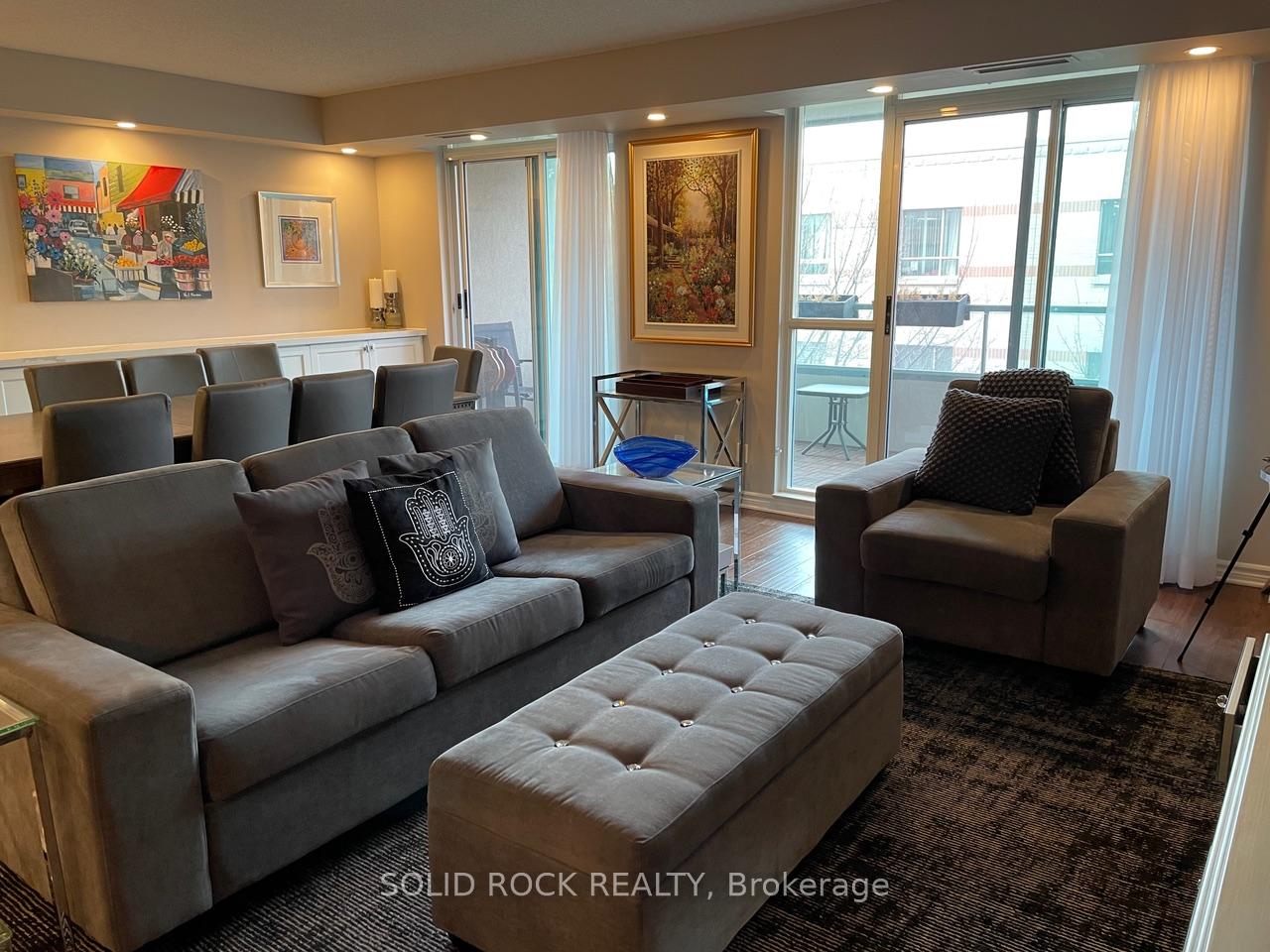 Photo 10 of Unit 408, 8 Covington Road N, Toronto, Englemount-Lawrence — HOMEH