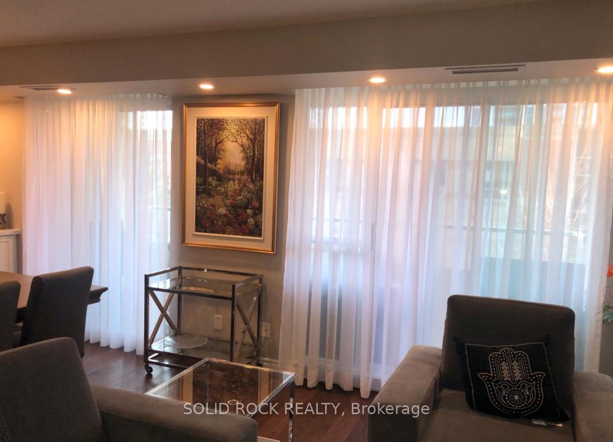 Photo 11 of Unit 408, 8 Covington Road N, Toronto, Englemount-Lawrence — HOMEH