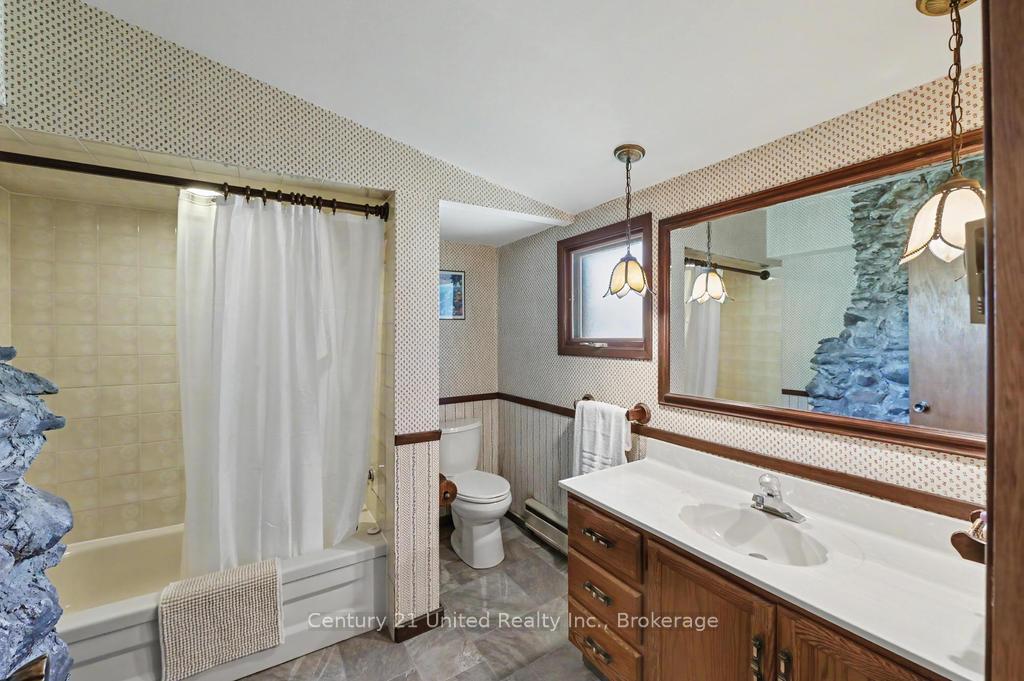 Photo 18 of 803 Sidney Drive, Selwyn — HOMEH