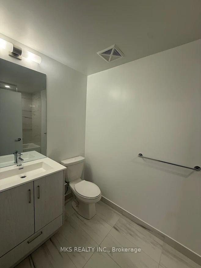 Photo 2 of Unit 2602, 180 Front Street E, Toronto, Moss Park — HOMEH