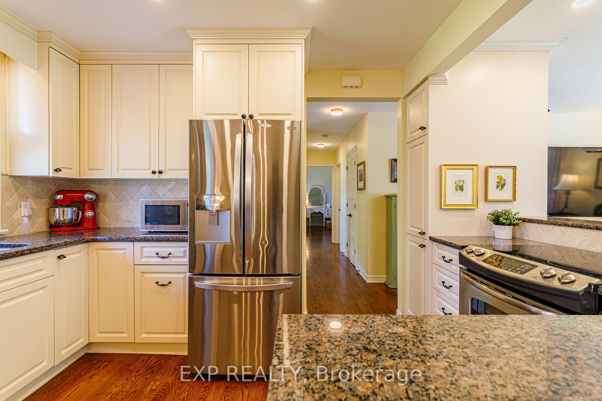 Photo 12 of 6530 Bunker Road, Ottawa, Manotick South to Roger Stevens — HOMEH