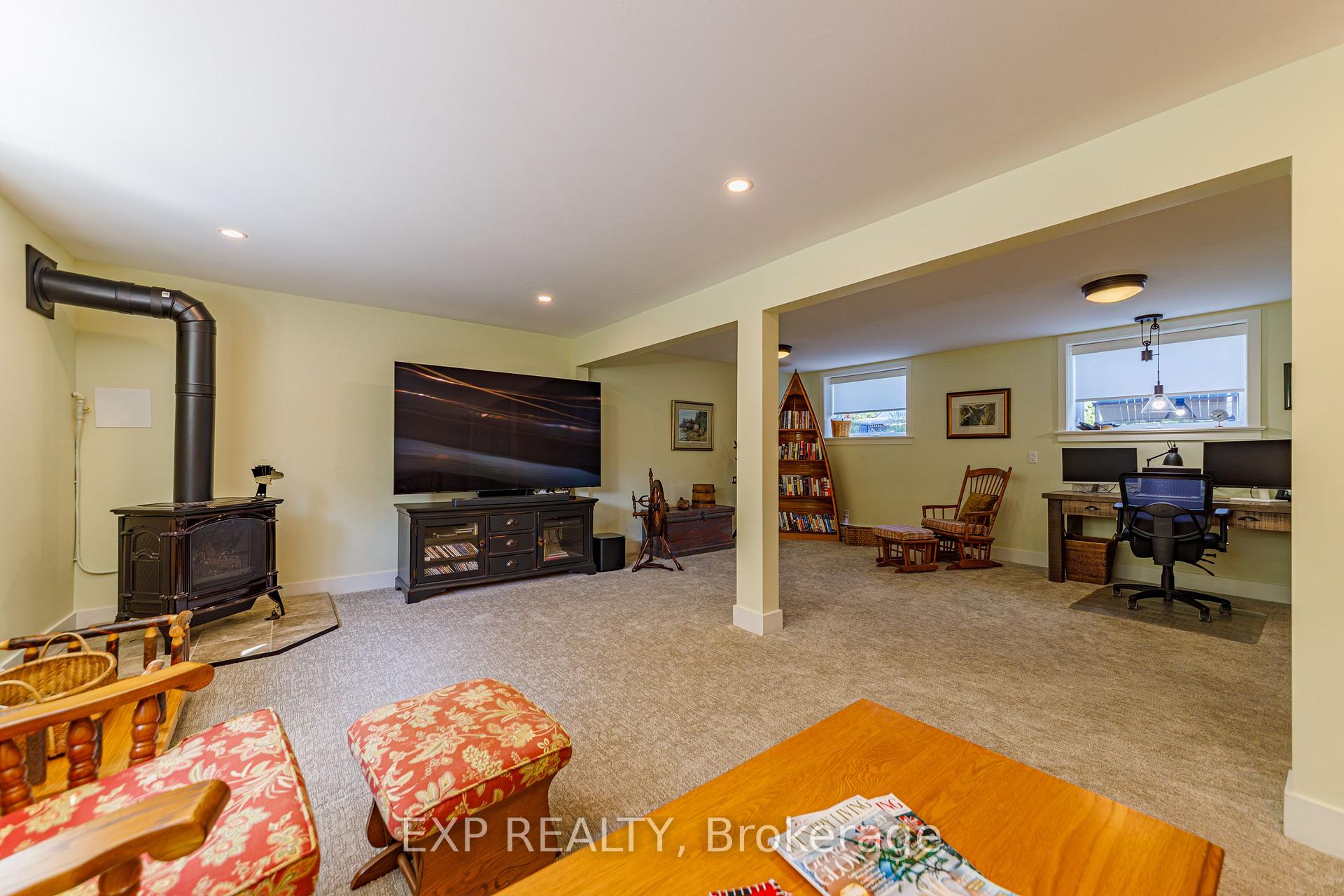 Photo 23 of 6530 Bunker Road, Ottawa, Manotick South to Roger Stevens — HOMEH