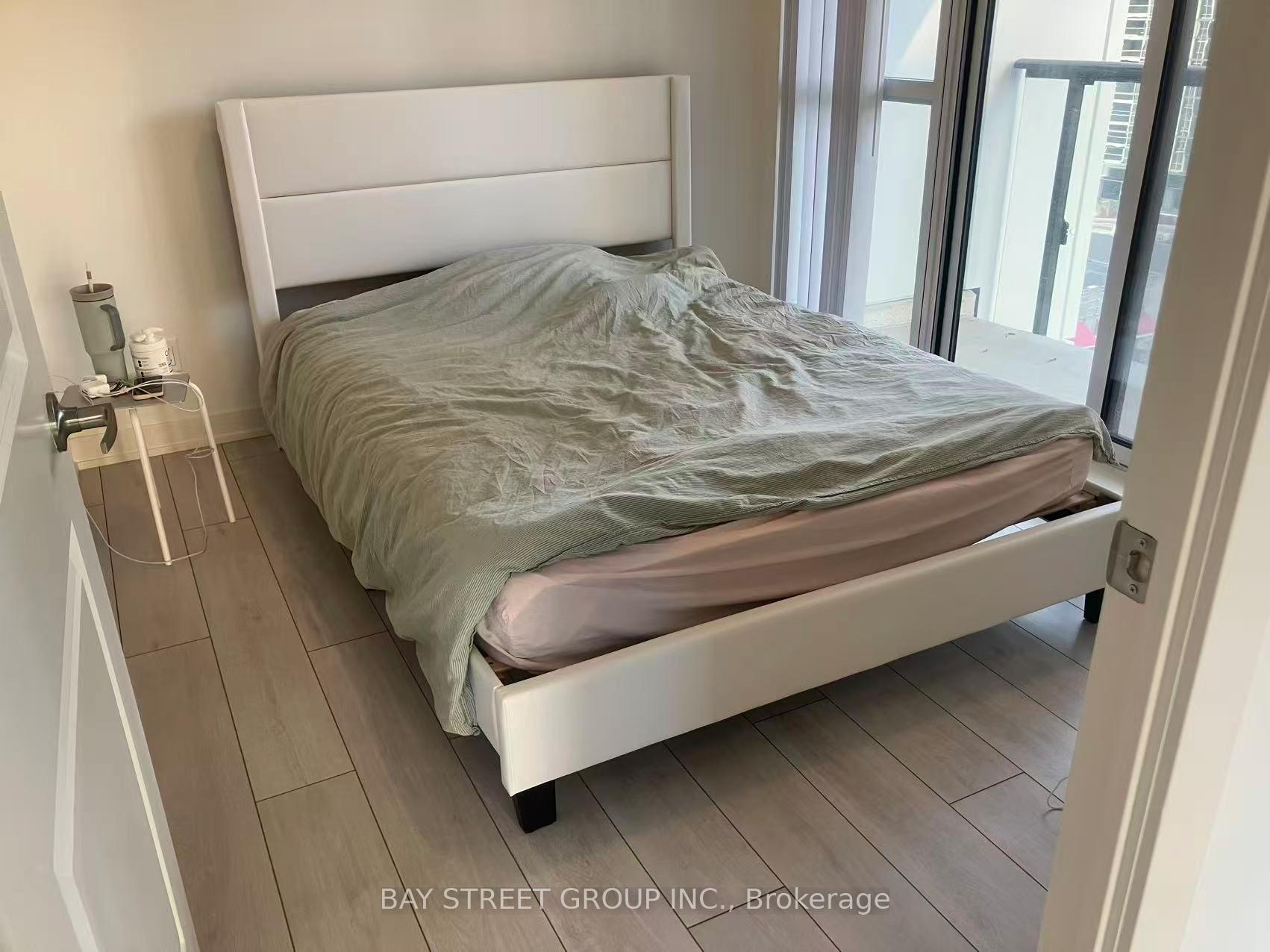 Photo 11 of Unit 919, 4955 Yonge Street, North York, Willowdale East — HOMEH