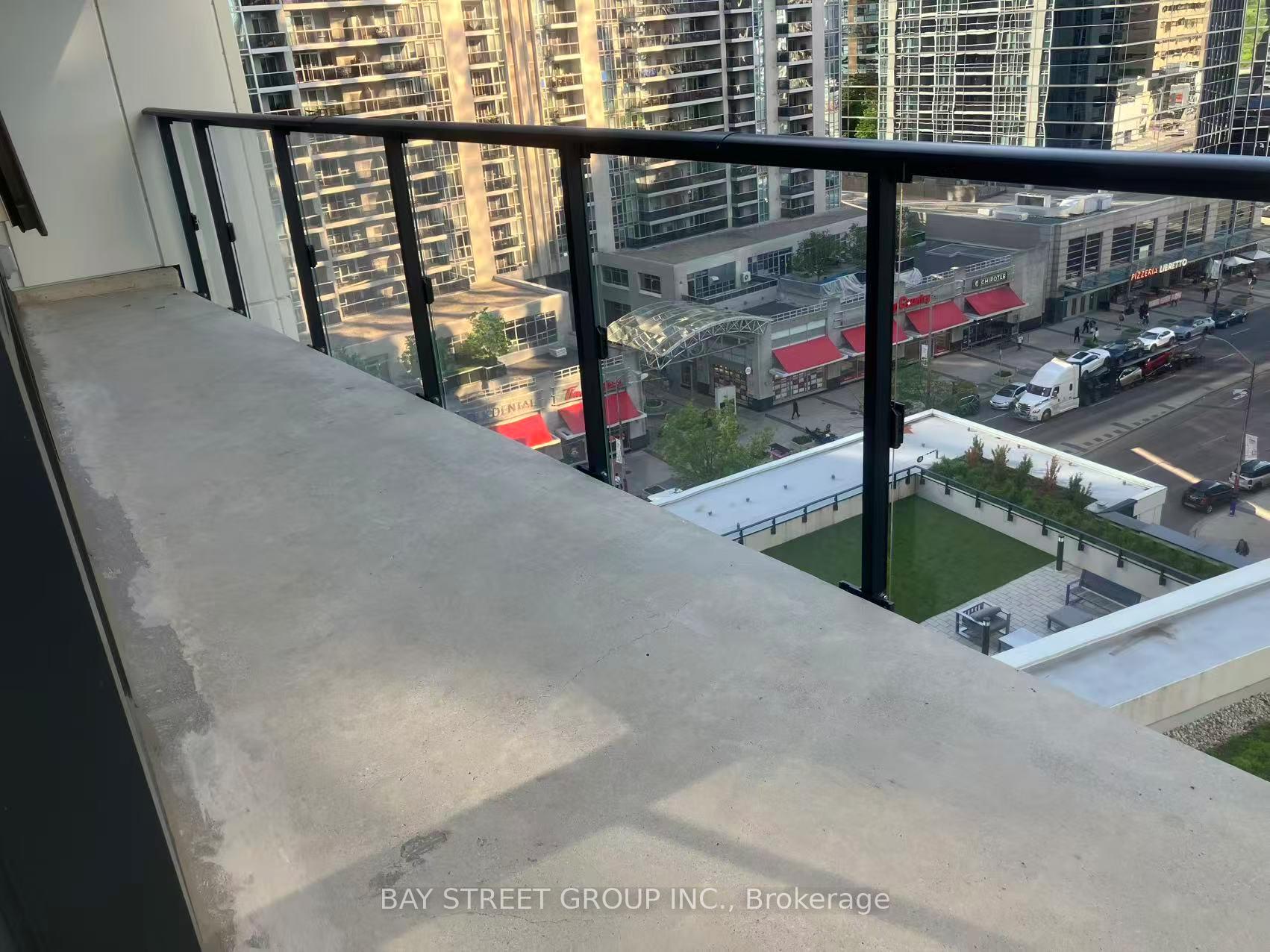 Photo 18 of Unit 919, 4955 Yonge Street, North York, Willowdale East — HOMEH