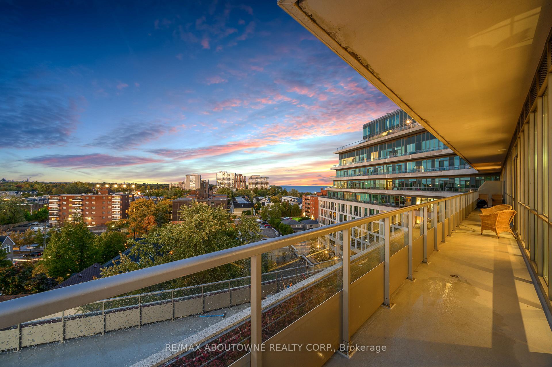 Photo 20 of Unit 815, 11 Bronte Road, Oakville, Bronte — HOMEH