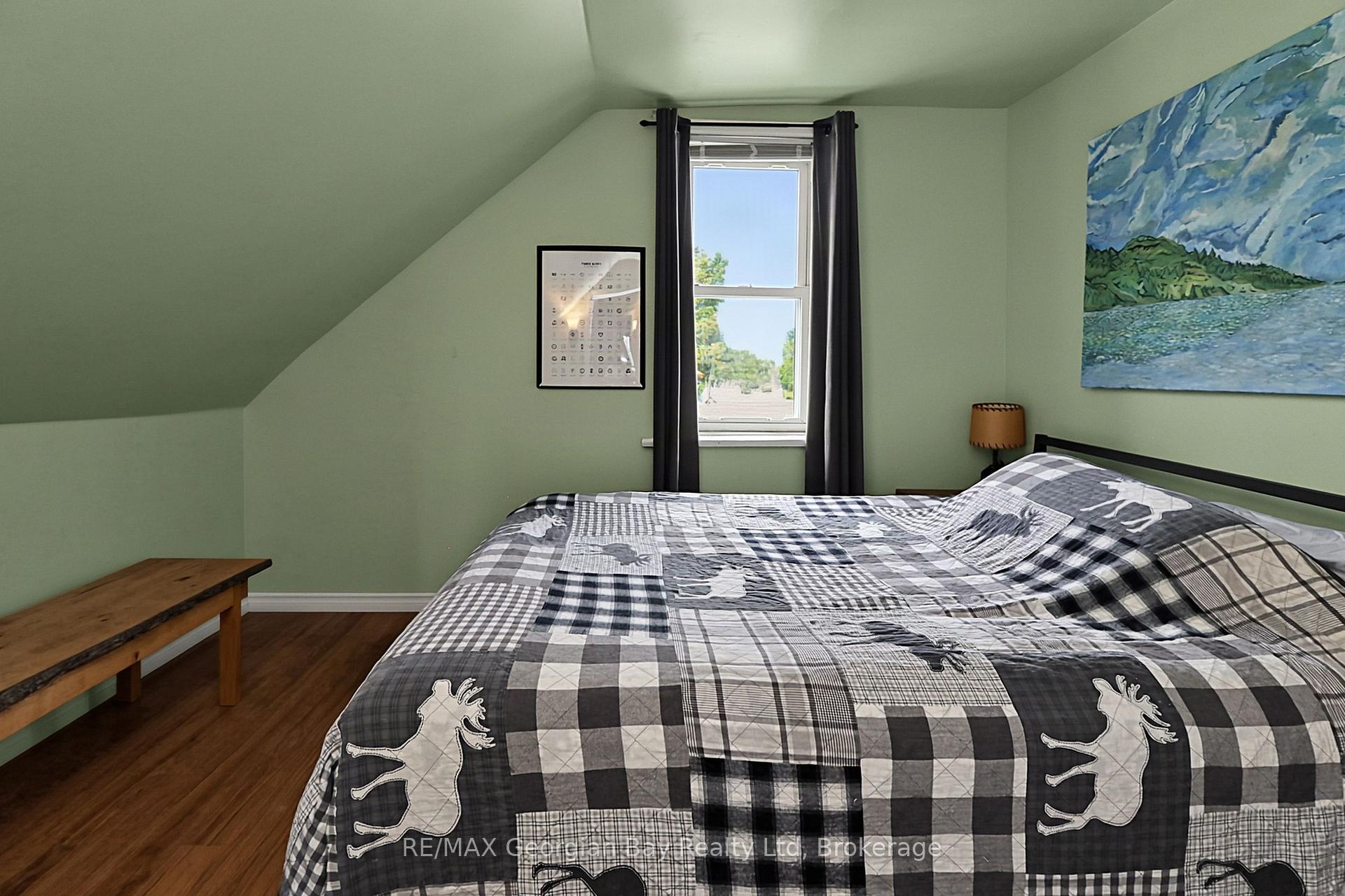 Photo 19 of 154 Robert Street W, Penetanguishene — HOMEH