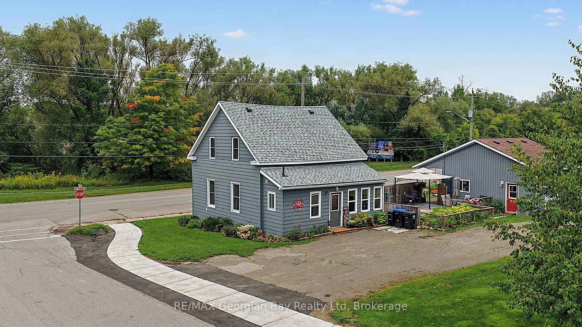 Photo 24 of 154 Robert Street W, Penetanguishene — HOMEH