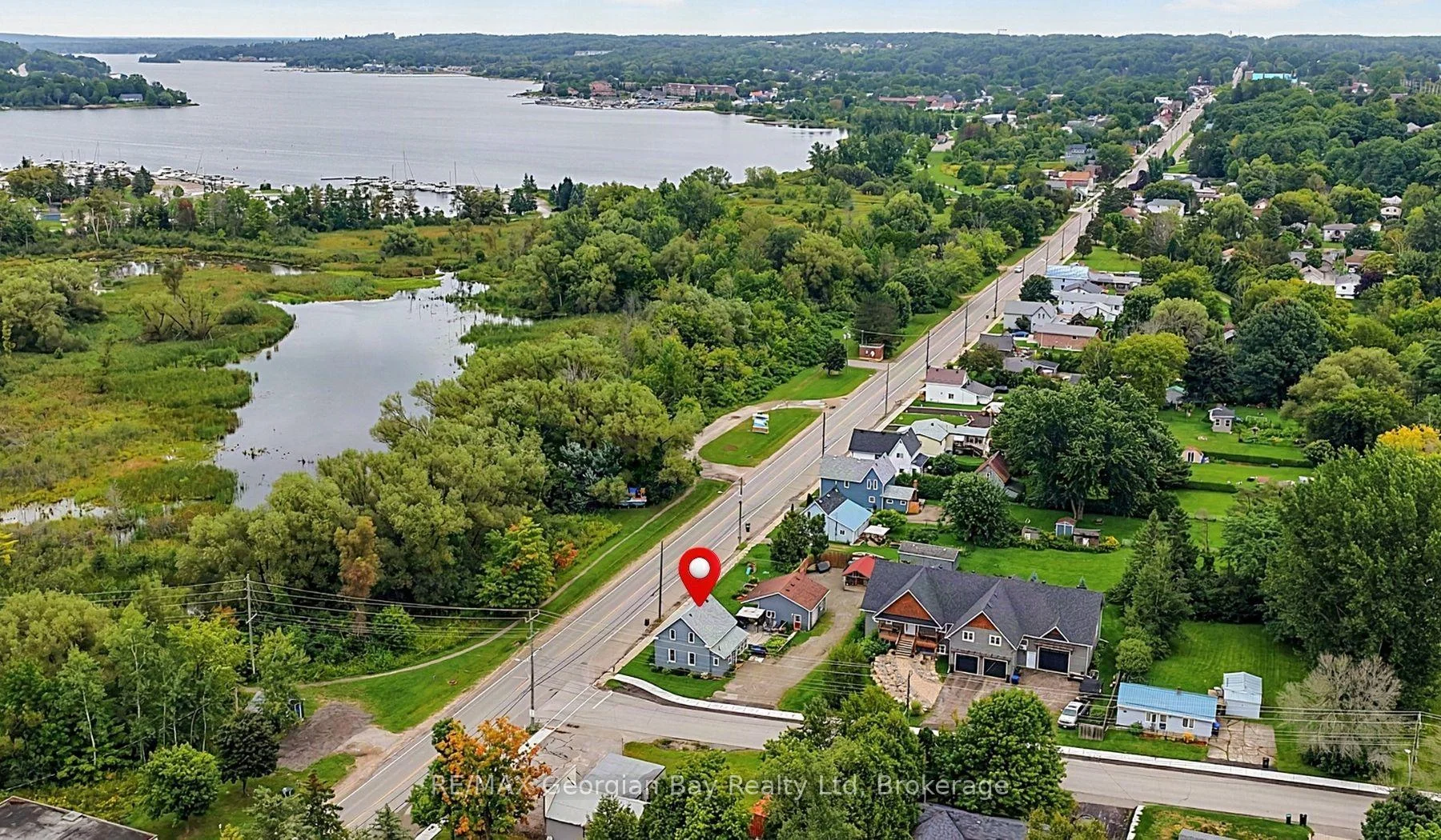Photo 3 of 154 Robert Street W, Penetanguishene — HOMEH