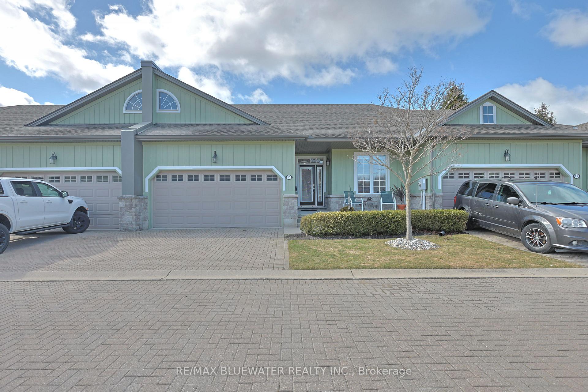 Photo 9 of 13 Oakwood Links Lane, South Huron, Stephen — HOMEH