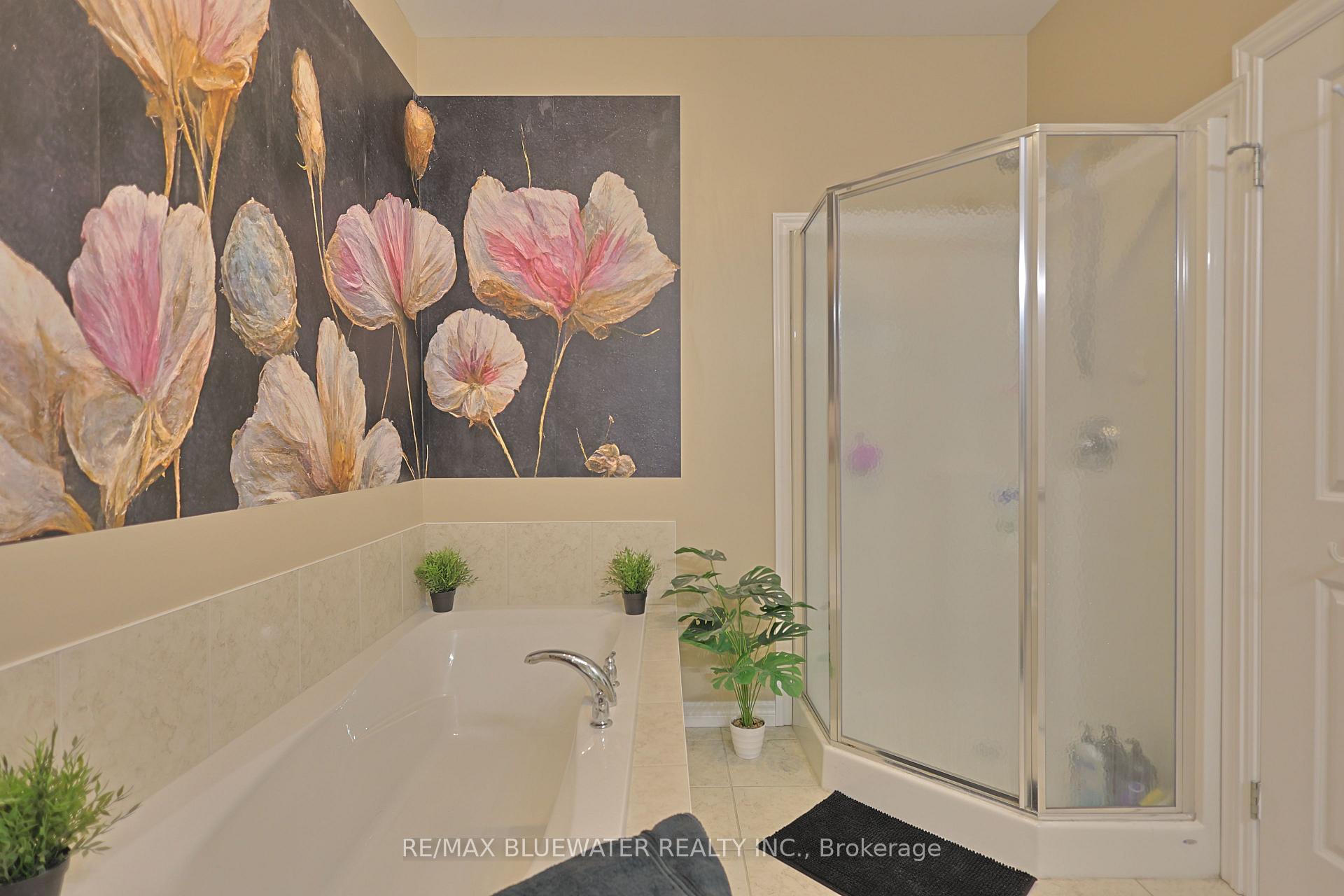 Photo 36 of 13 Oakwood Links Lane, South Huron, Stephen — HOMEH
