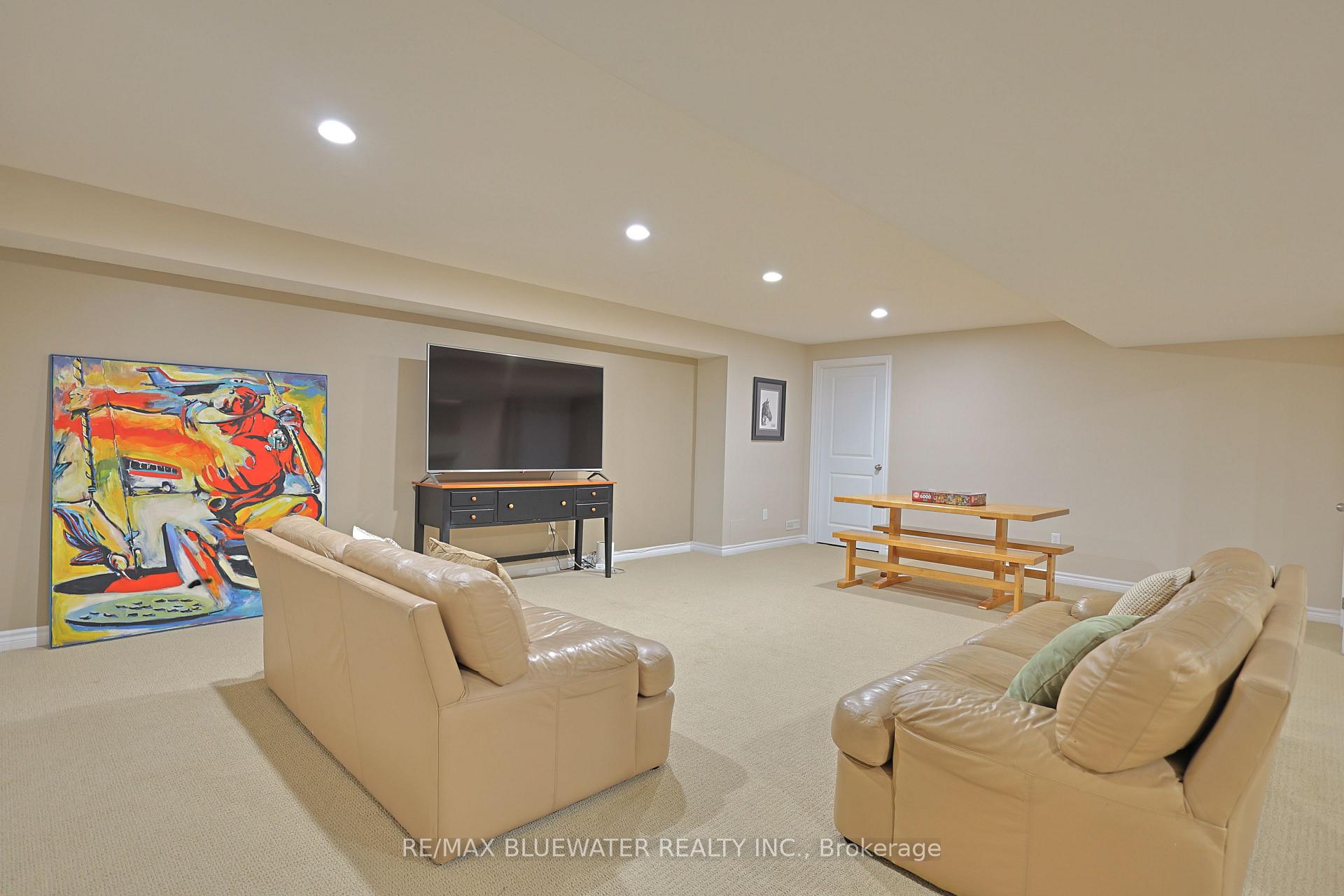 Photo 43 of 13 Oakwood Links Lane, South Huron, Stephen — HOMEH