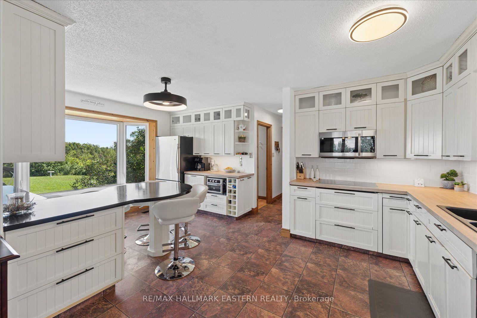 Photo 13 of 49 Grandview Drive, Kawartha Lakes, Emily — HOMEH