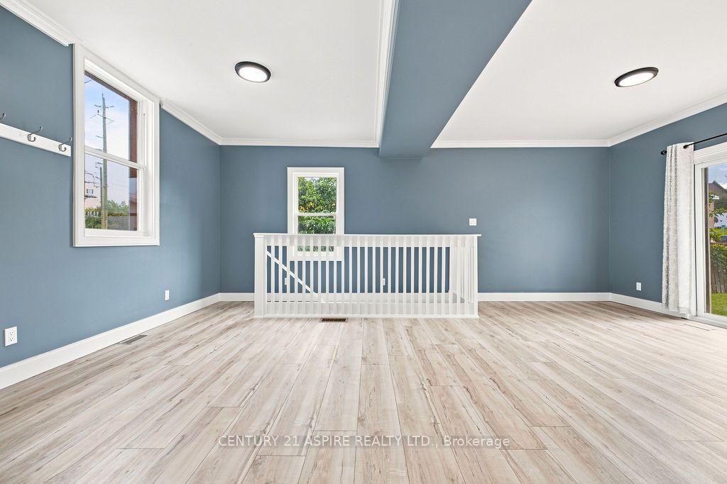 Photo 13 of 224 Nelson Street, Pembroke, Pembroke — HOMEH