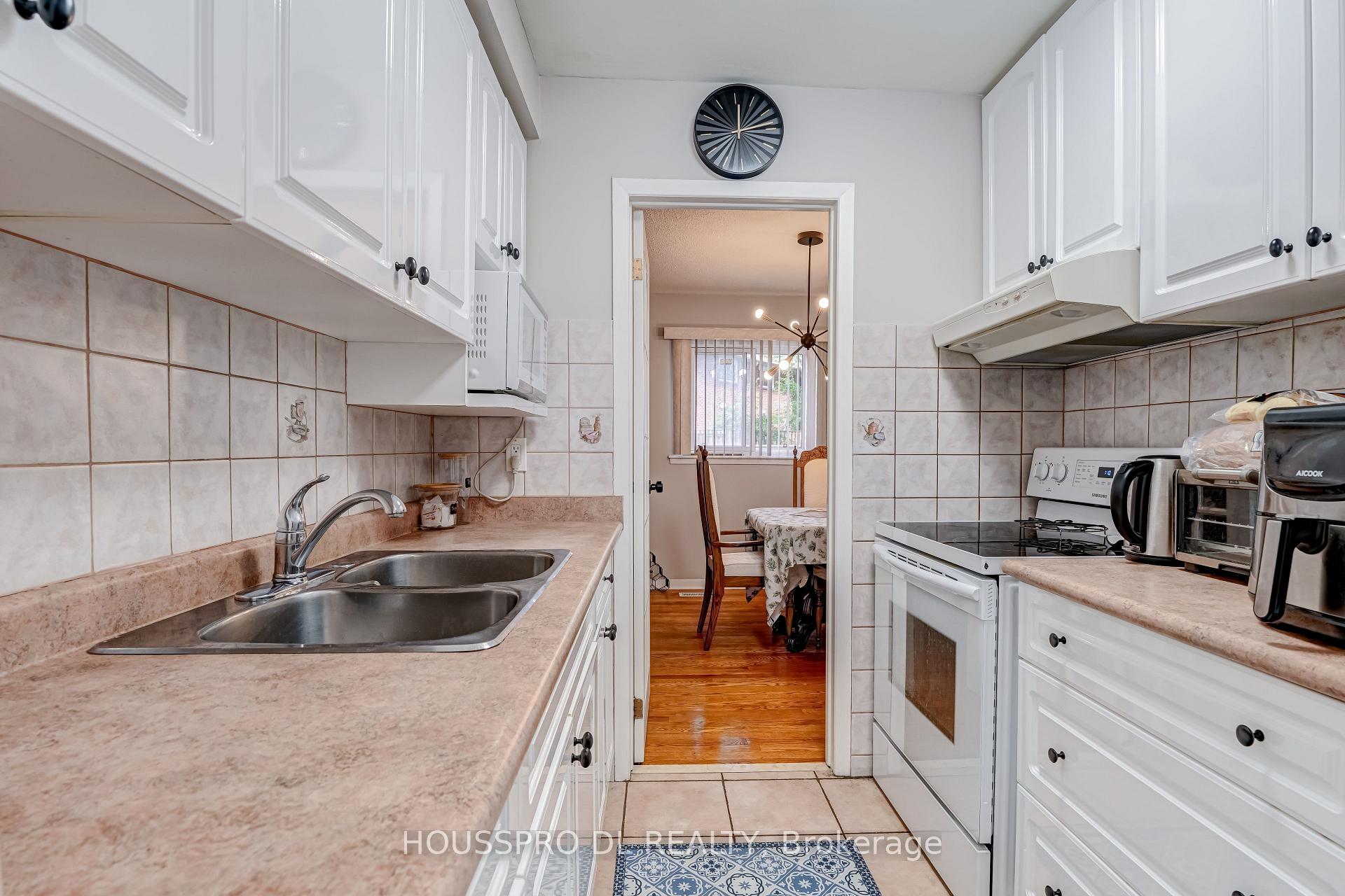 Photo 11 of Unit 145, 10 Bowman Way, Markham, Aileen-Willowbrook — HOMEH