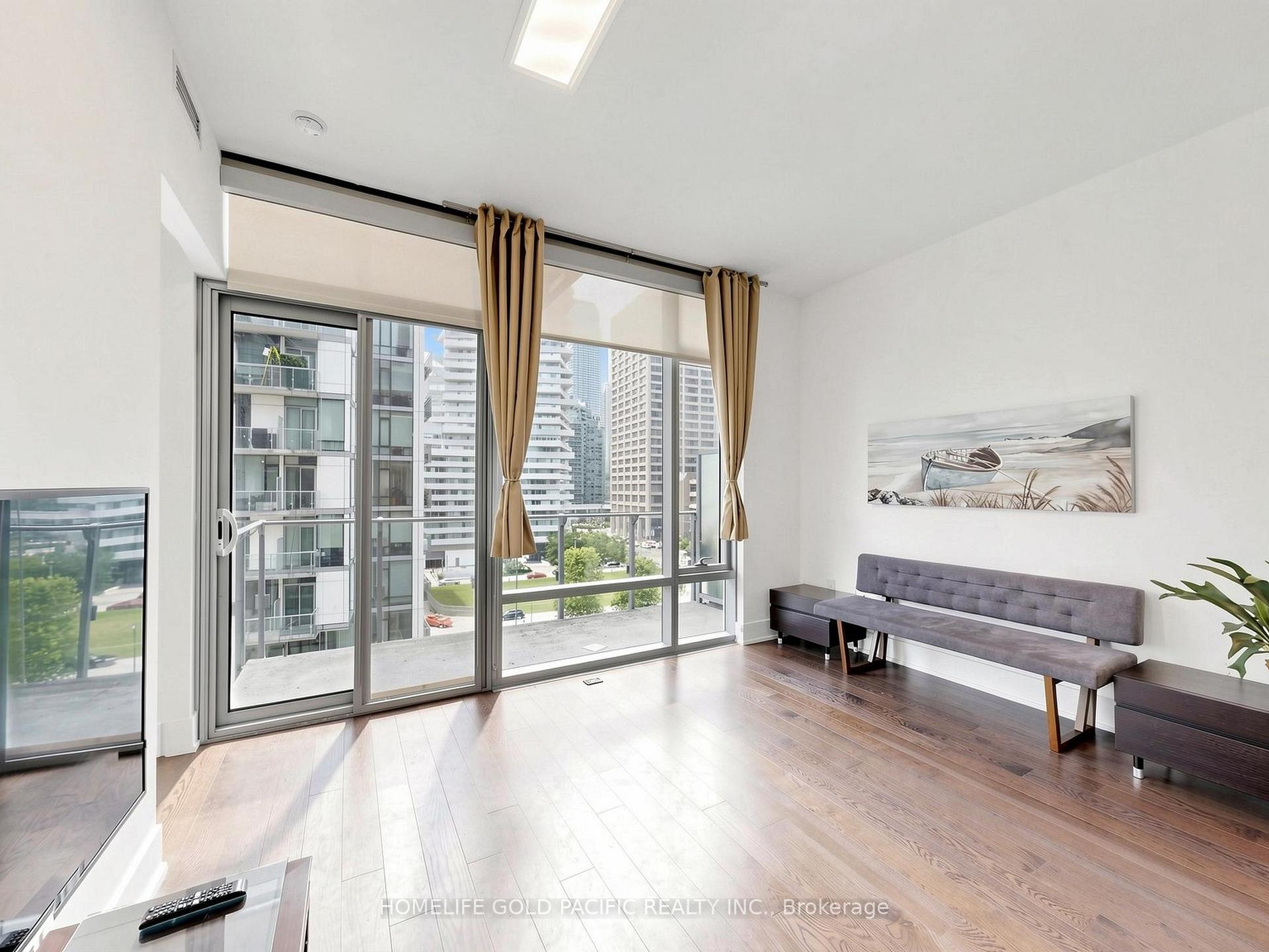 Photo 6 of Unit 732, 39 Queens Quay E, Toronto, Waterfront Communities — HOMEH