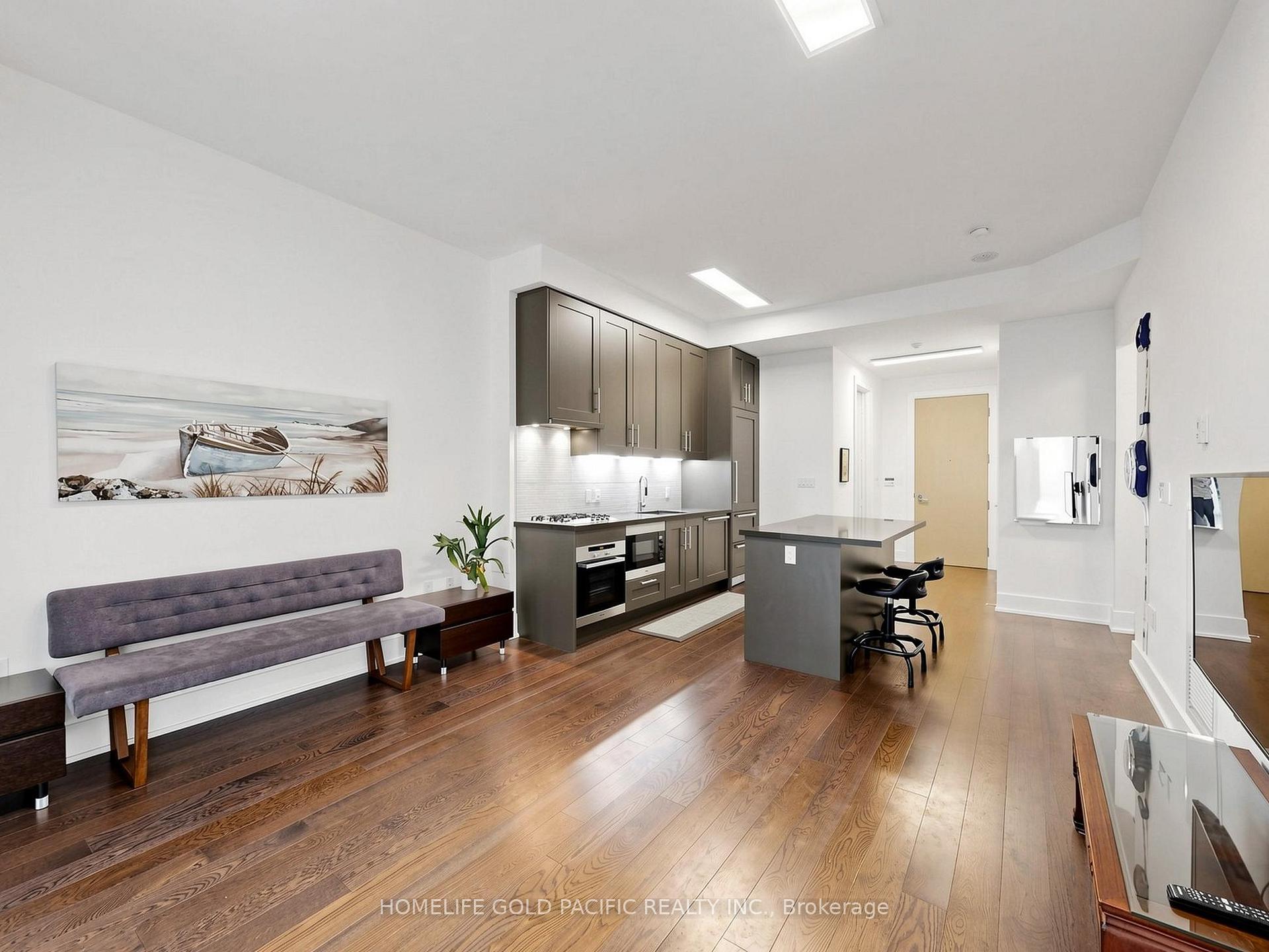 Photo 8 of Unit 732, 39 Queens Quay E, Toronto, Waterfront Communities — HOMEH